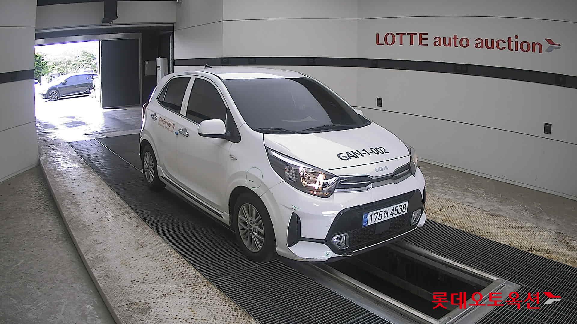 Kia Morning 2023 Clear White из Кореи, фото 2