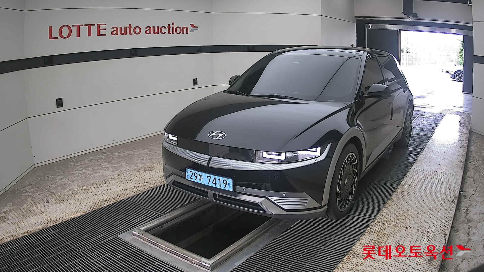 2022 - hyundai ioniq