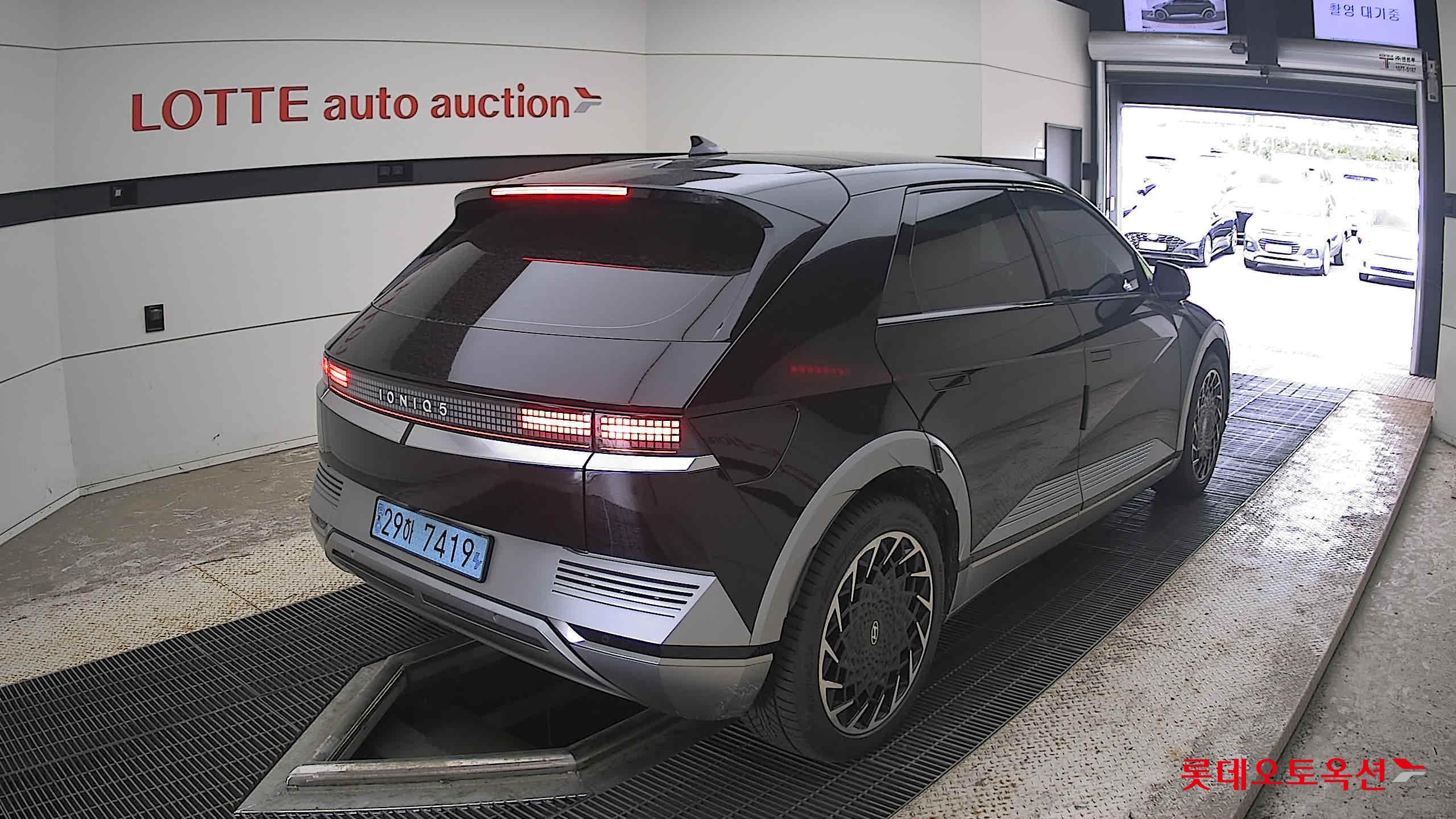2022 - hyundai ioniq