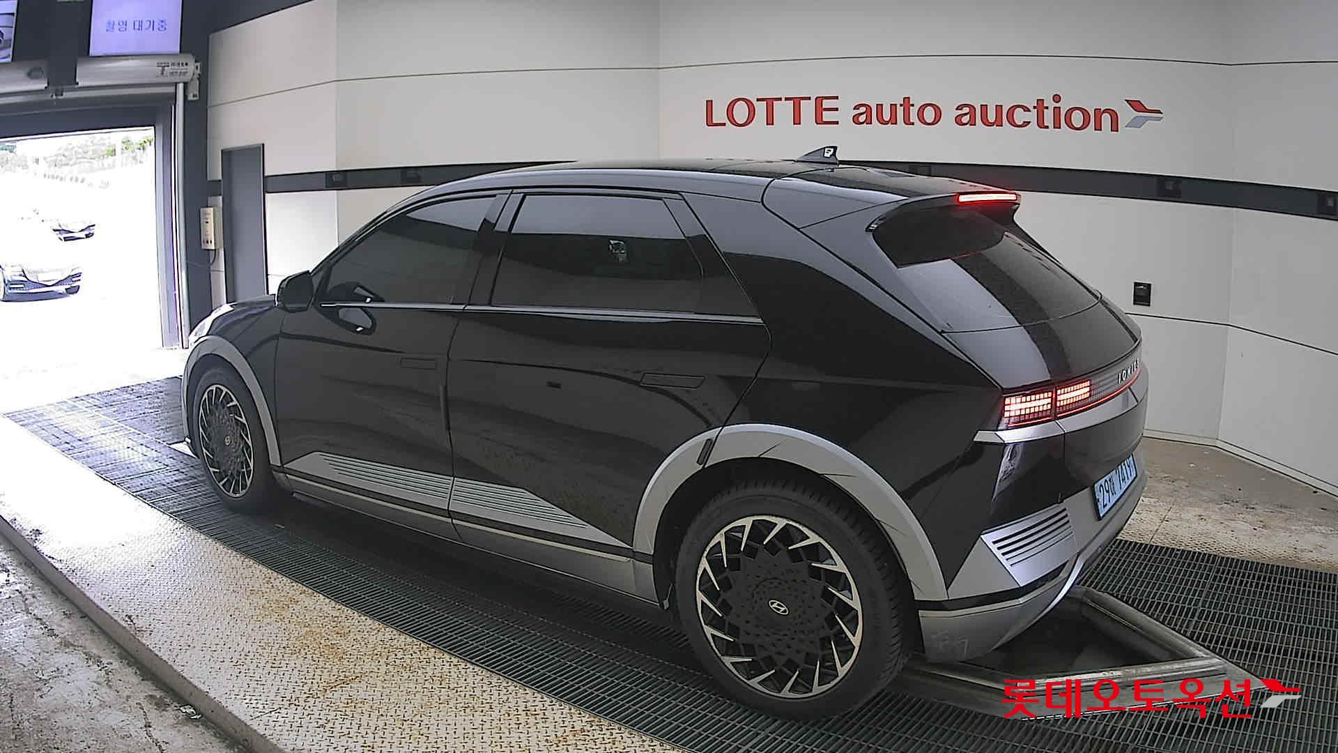 2022 - hyundai ioniq