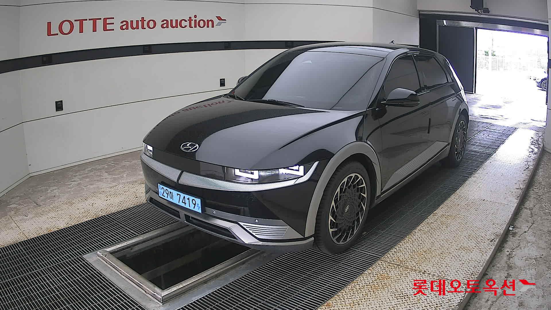 2022 - hyundai ioniq