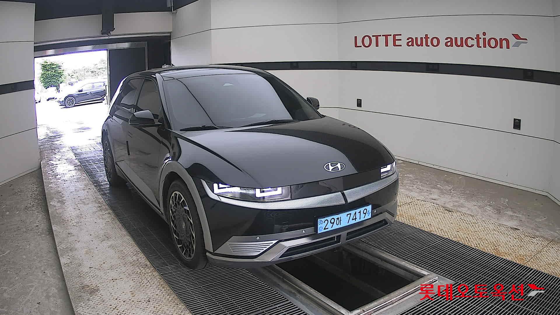 2022 - hyundai ioniq