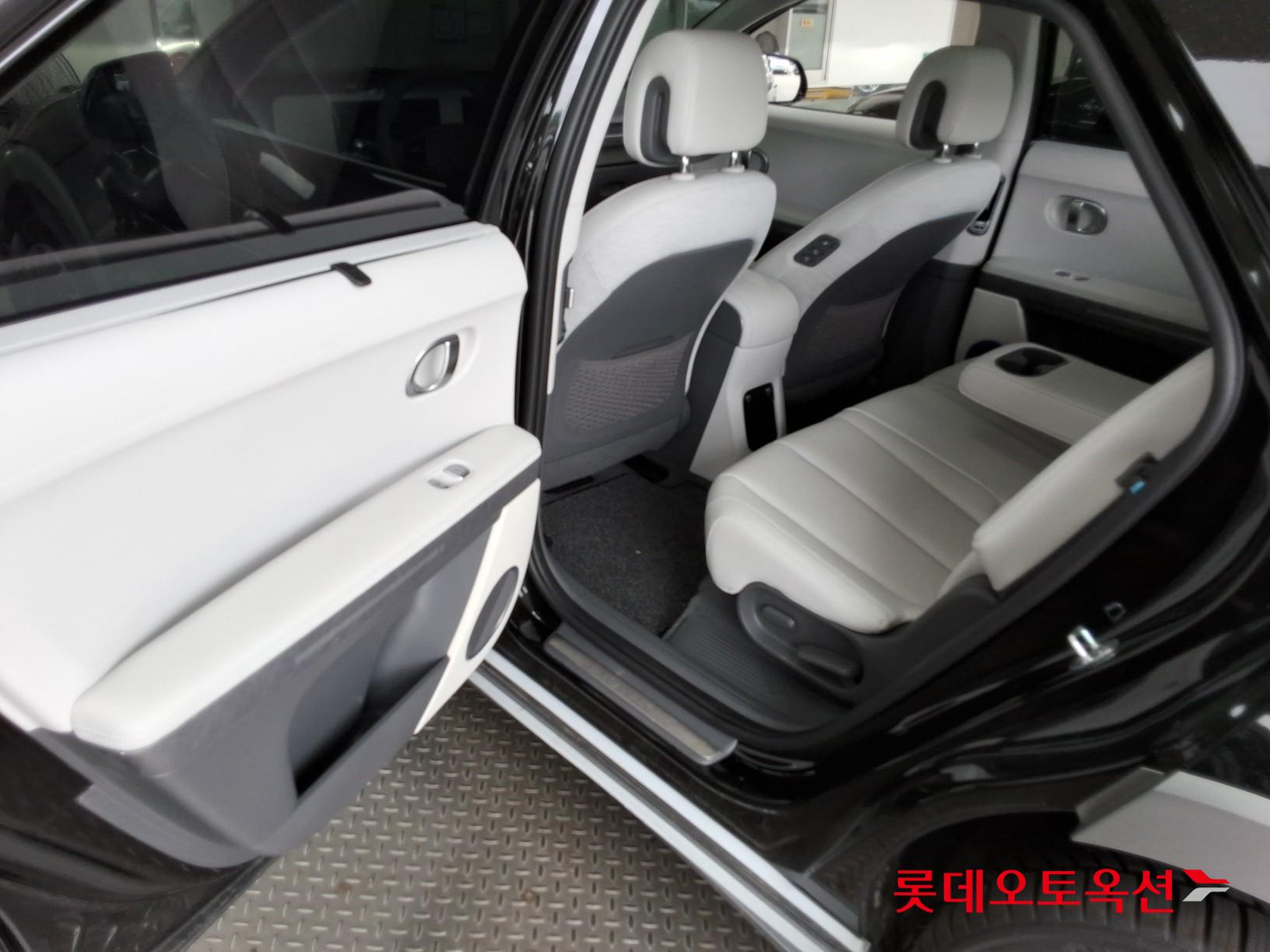 2022 - hyundai ioniq