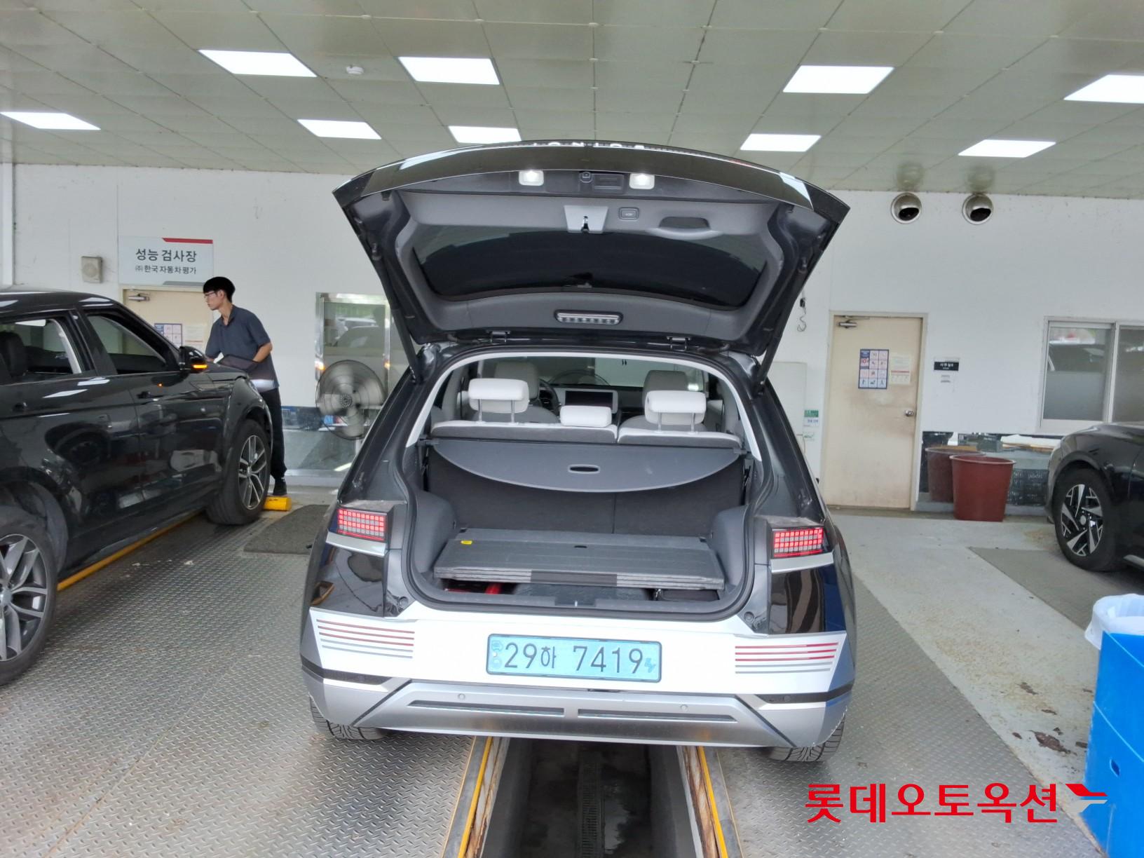 2022 - hyundai ioniq