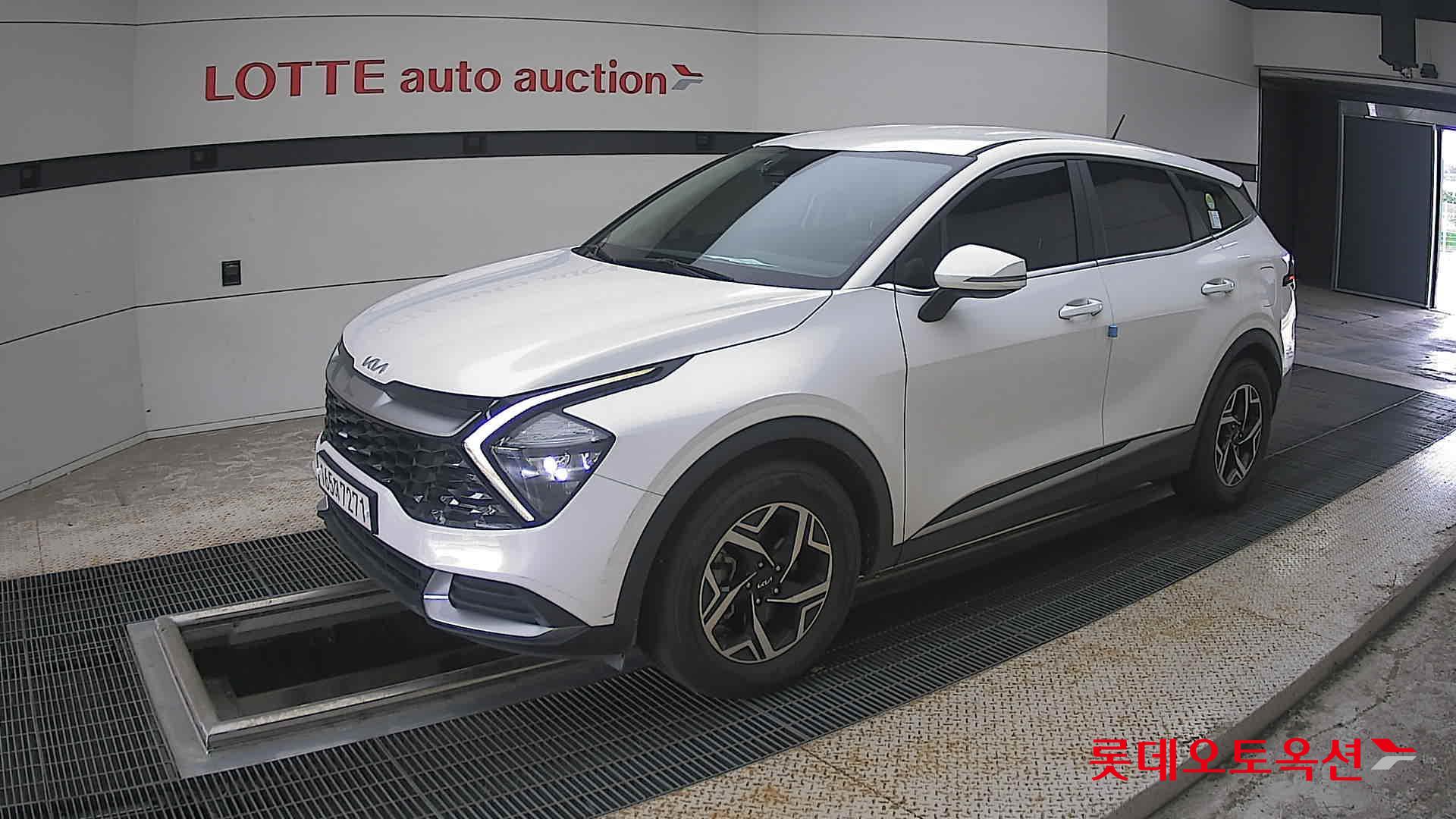 2022 - kia sportage