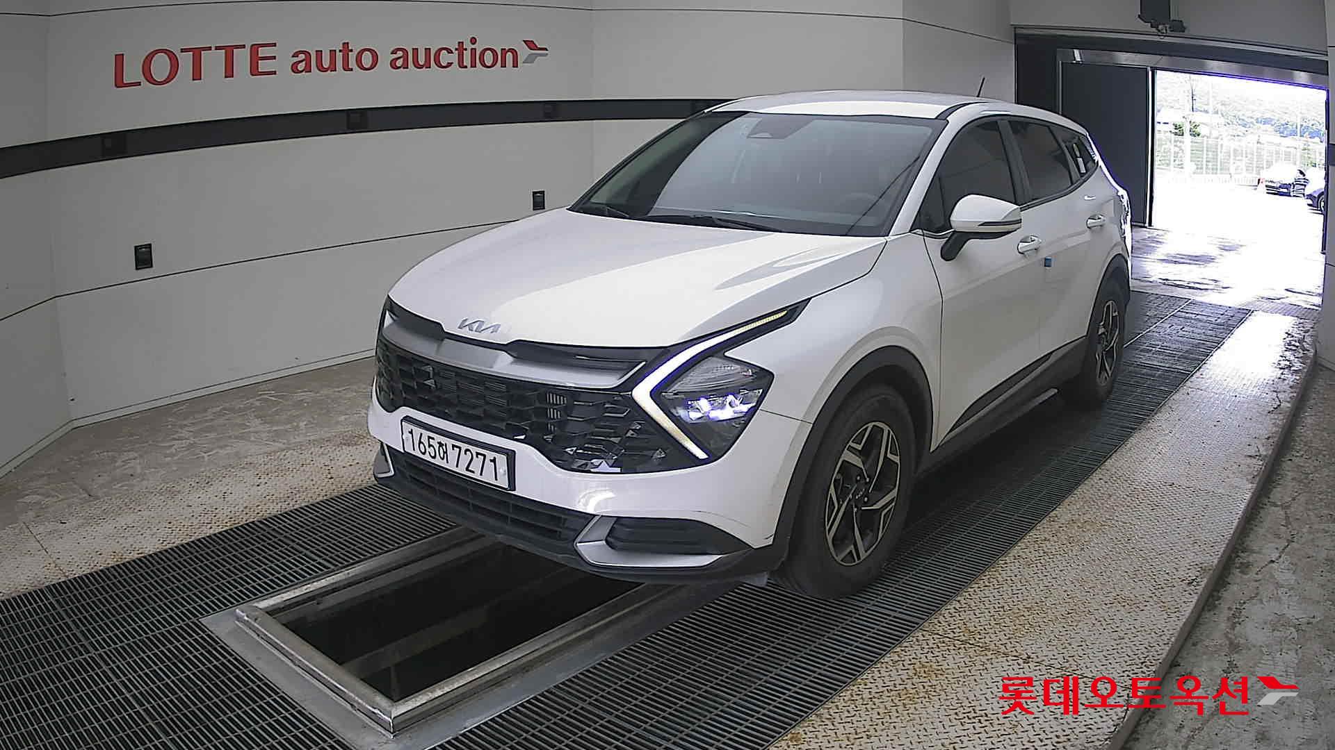 2022 - kia sportage
