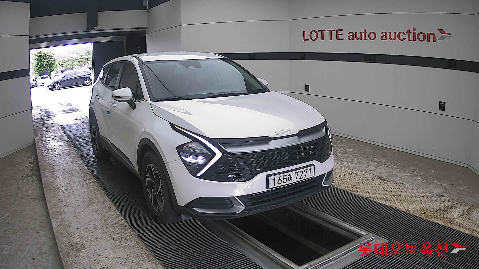 2022 - kia sportage