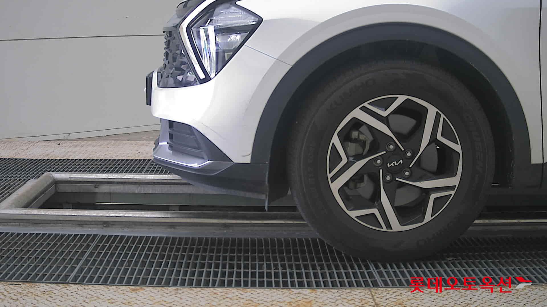 2022 - kia sportage