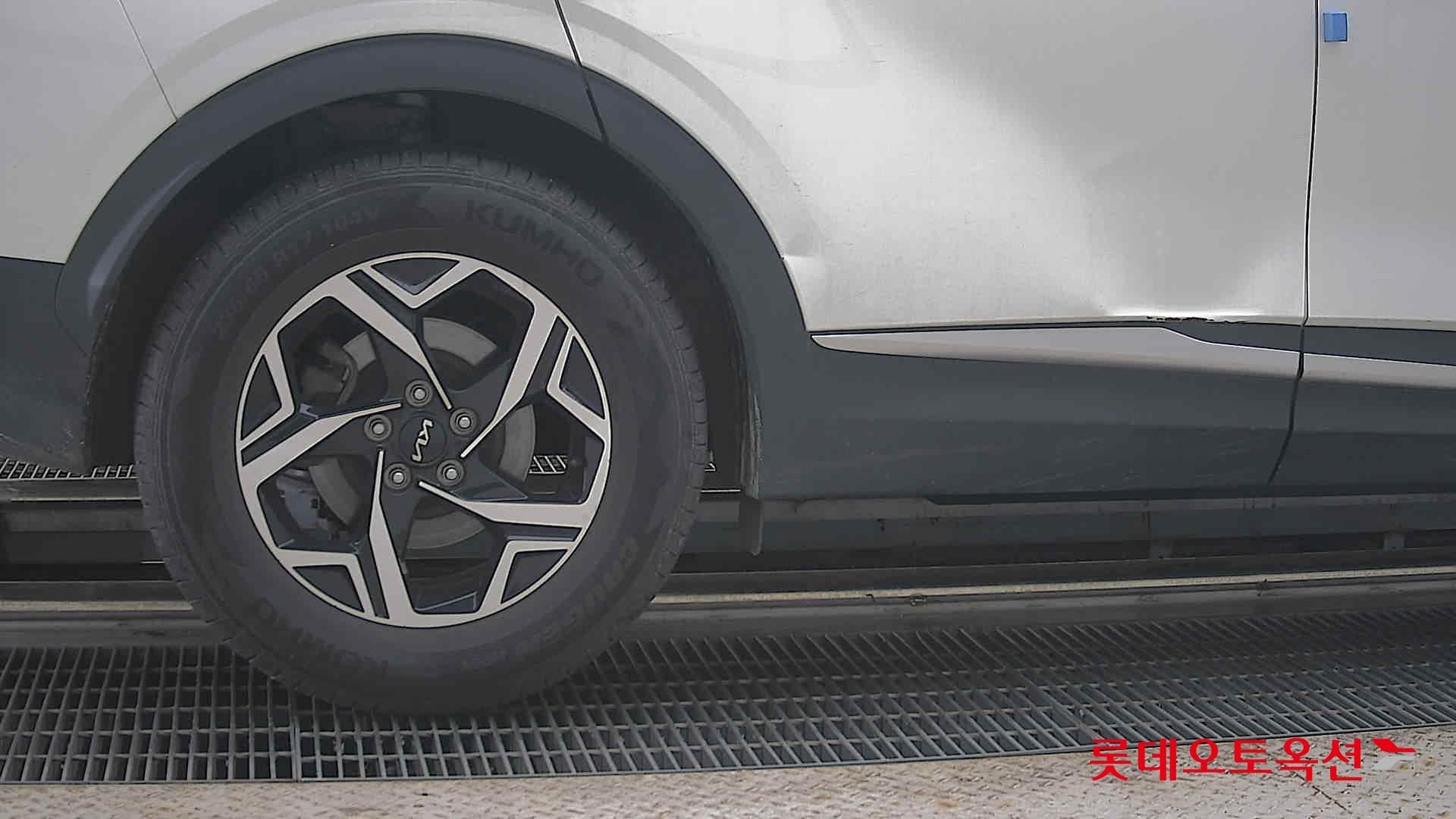 2022 - kia sportage