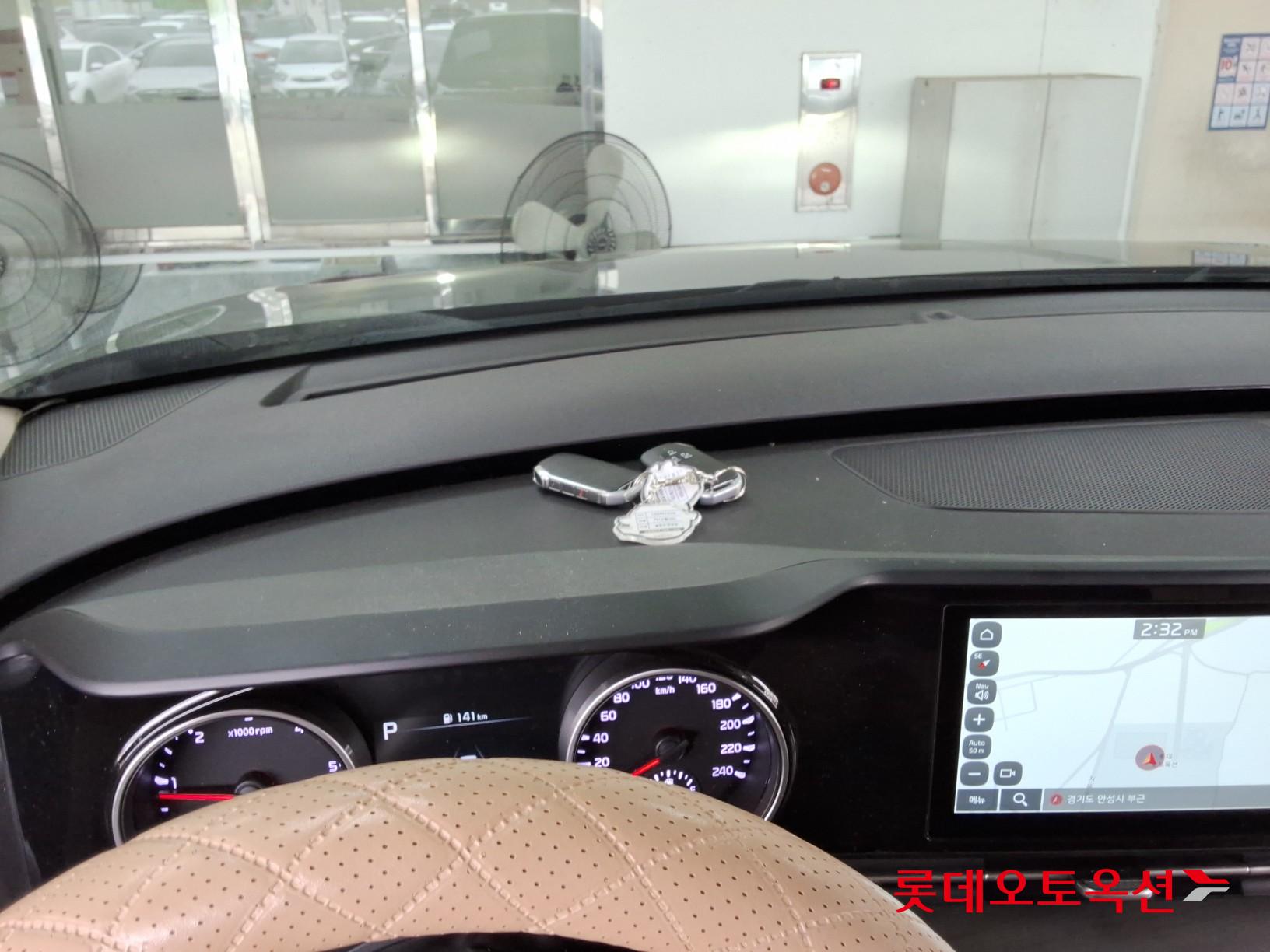 2022 - kia carnival
