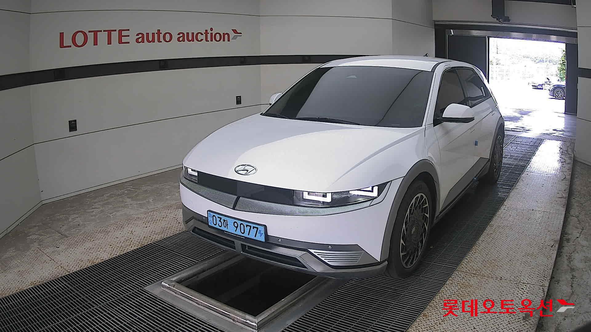 2022 - hyundai ioniq