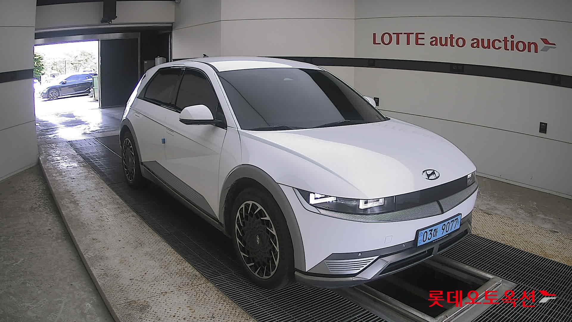2022 - hyundai ioniq