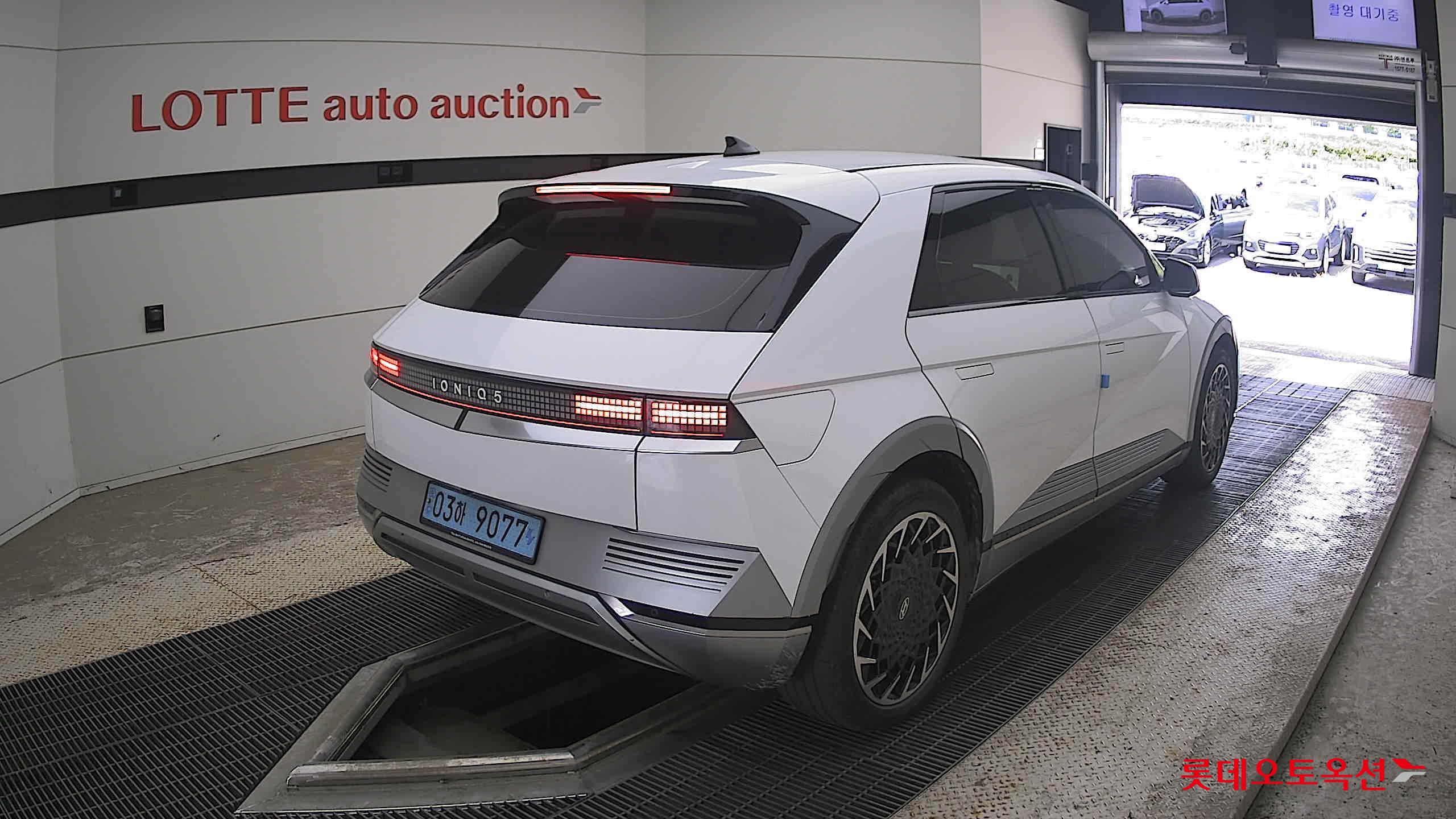 2022 - hyundai ioniq