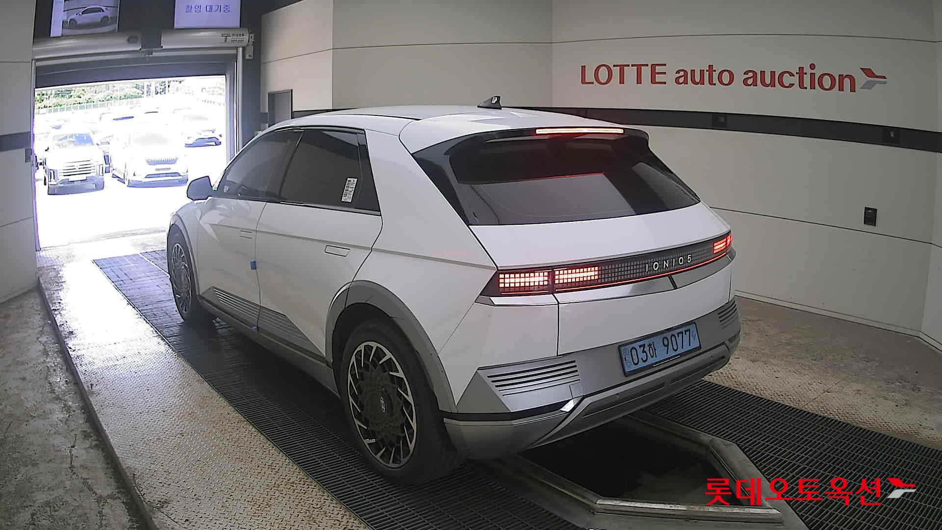 2022 - hyundai ioniq