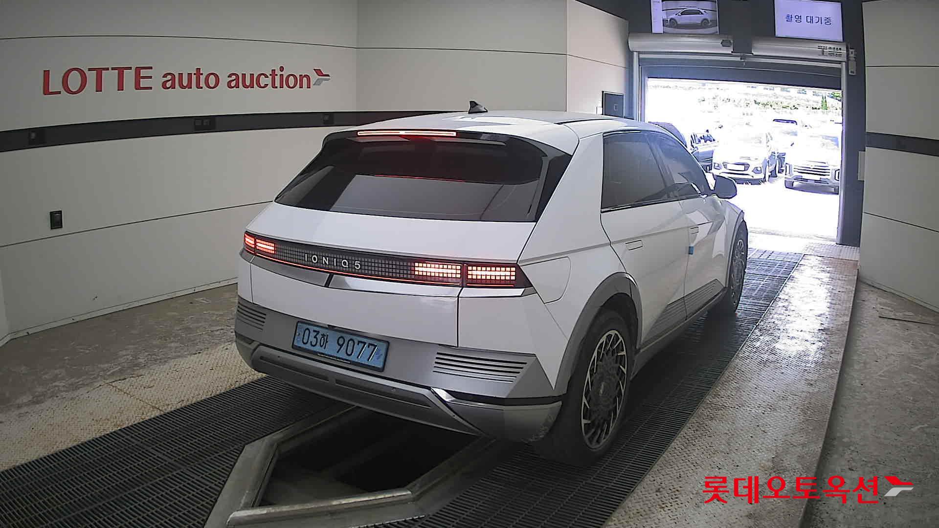 2022 - hyundai ioniq