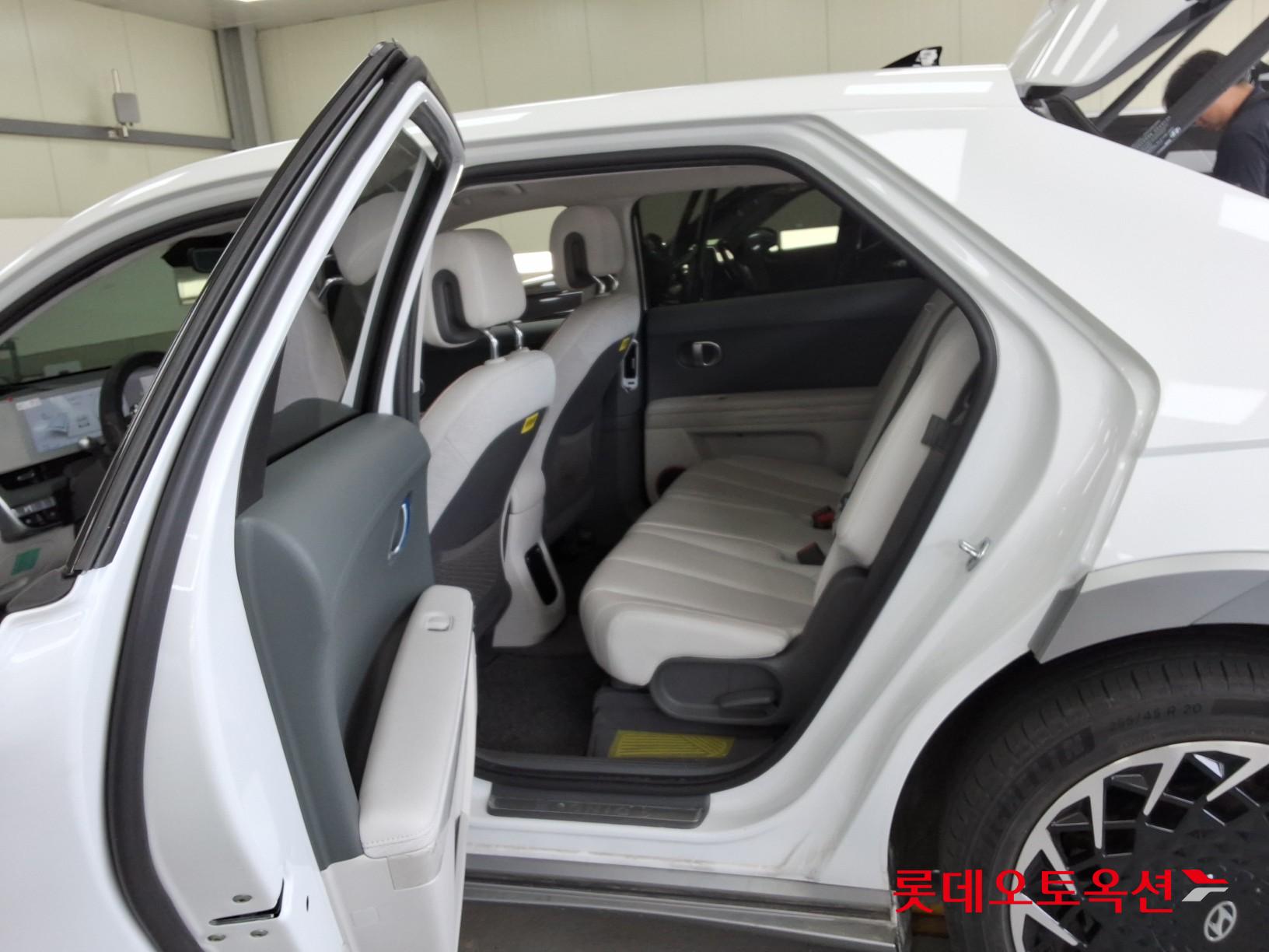 2022 - hyundai ioniq