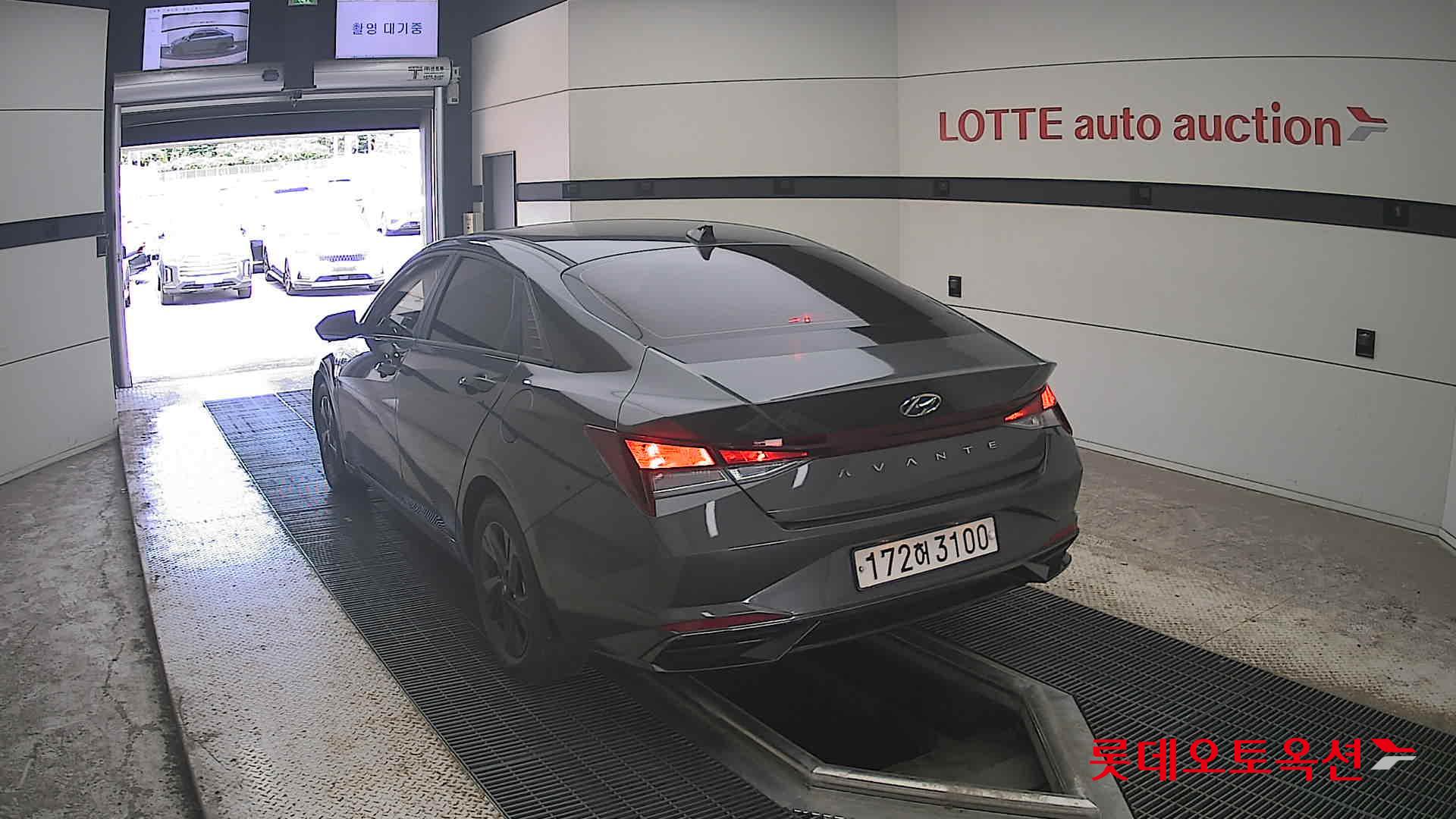 2023 - hyundai avante