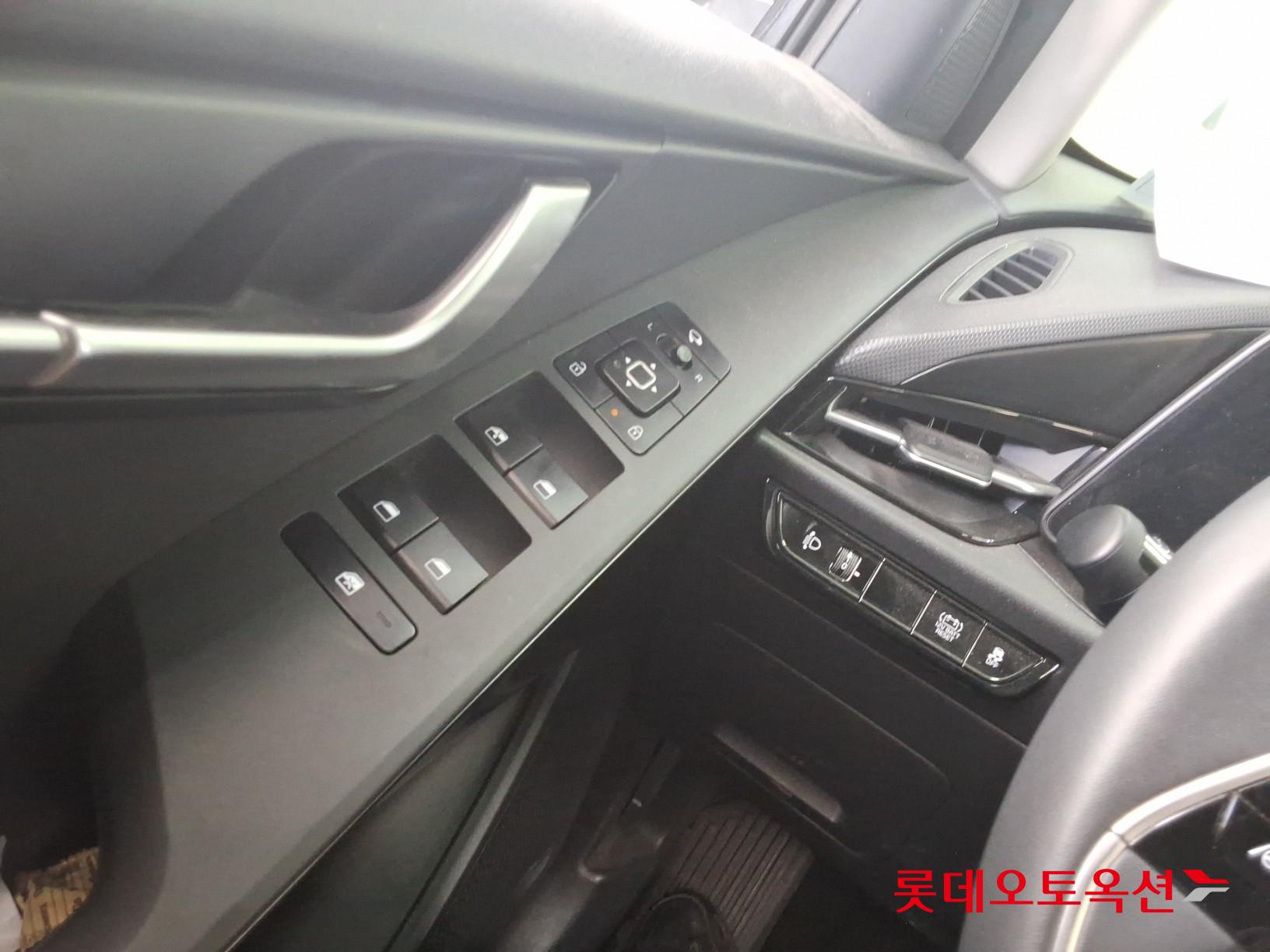 2022 - kia niro