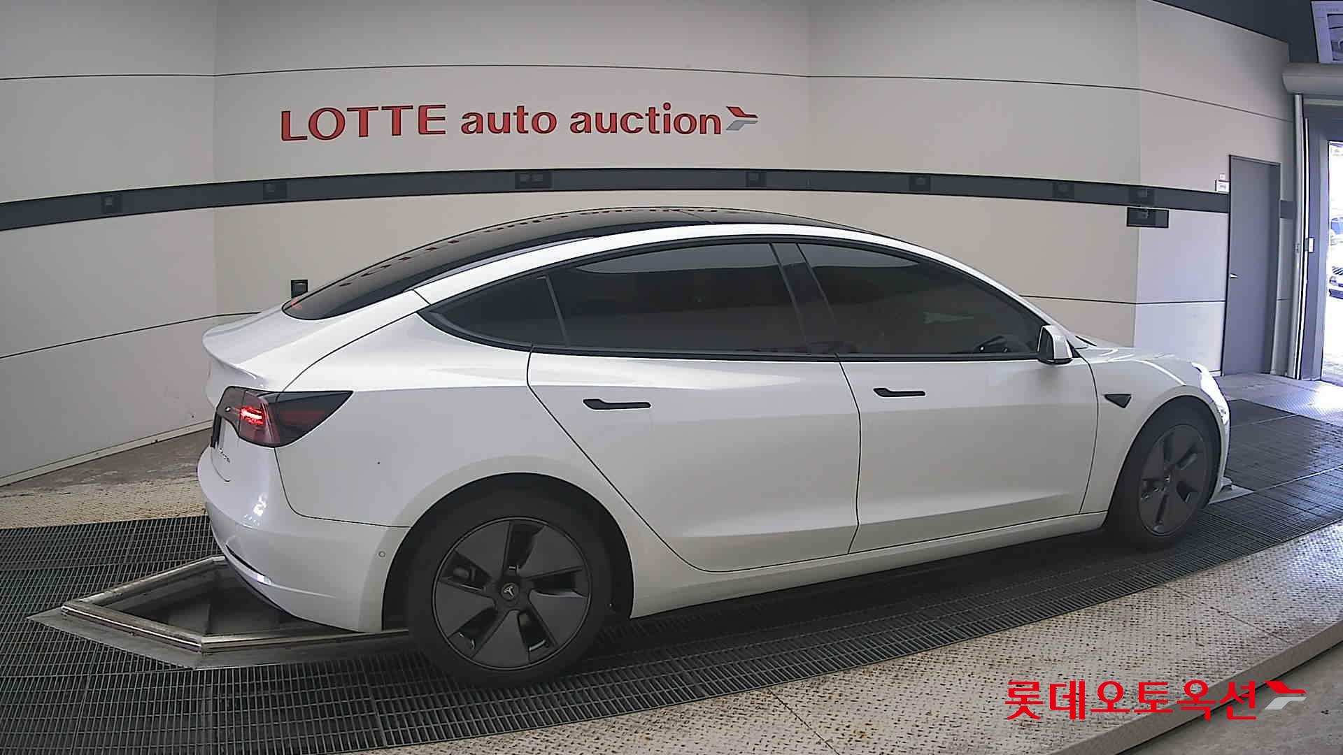 تسلا موديل 3 2022 طويل المدى