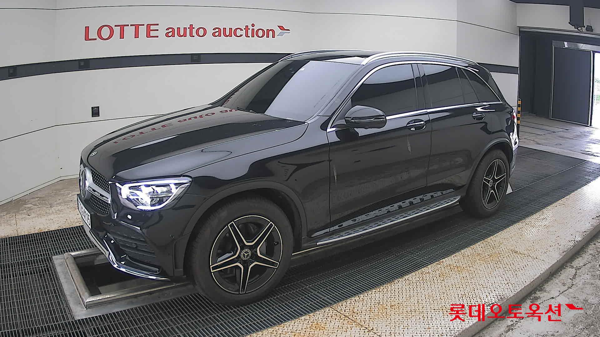 2022 - mercedes-benz glc300