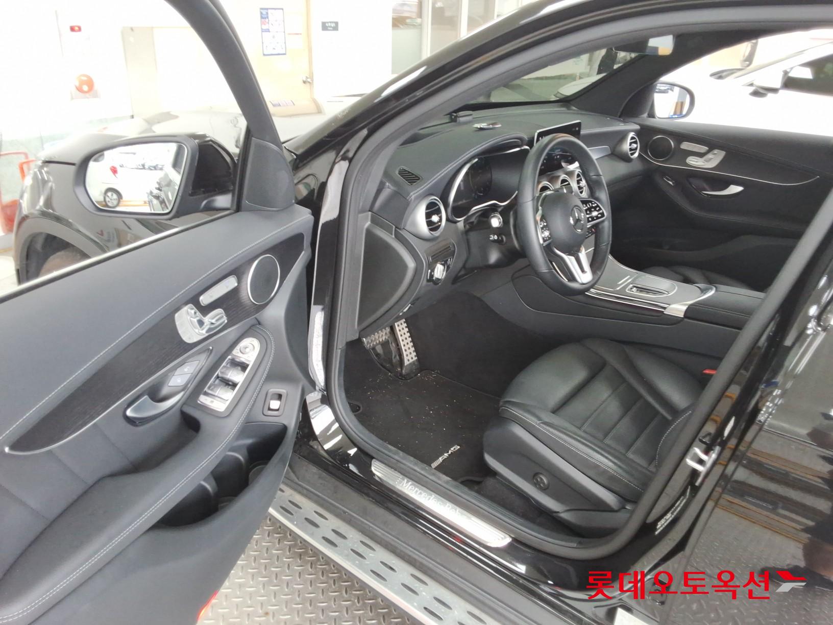 2022 - mercedes-benz glc300