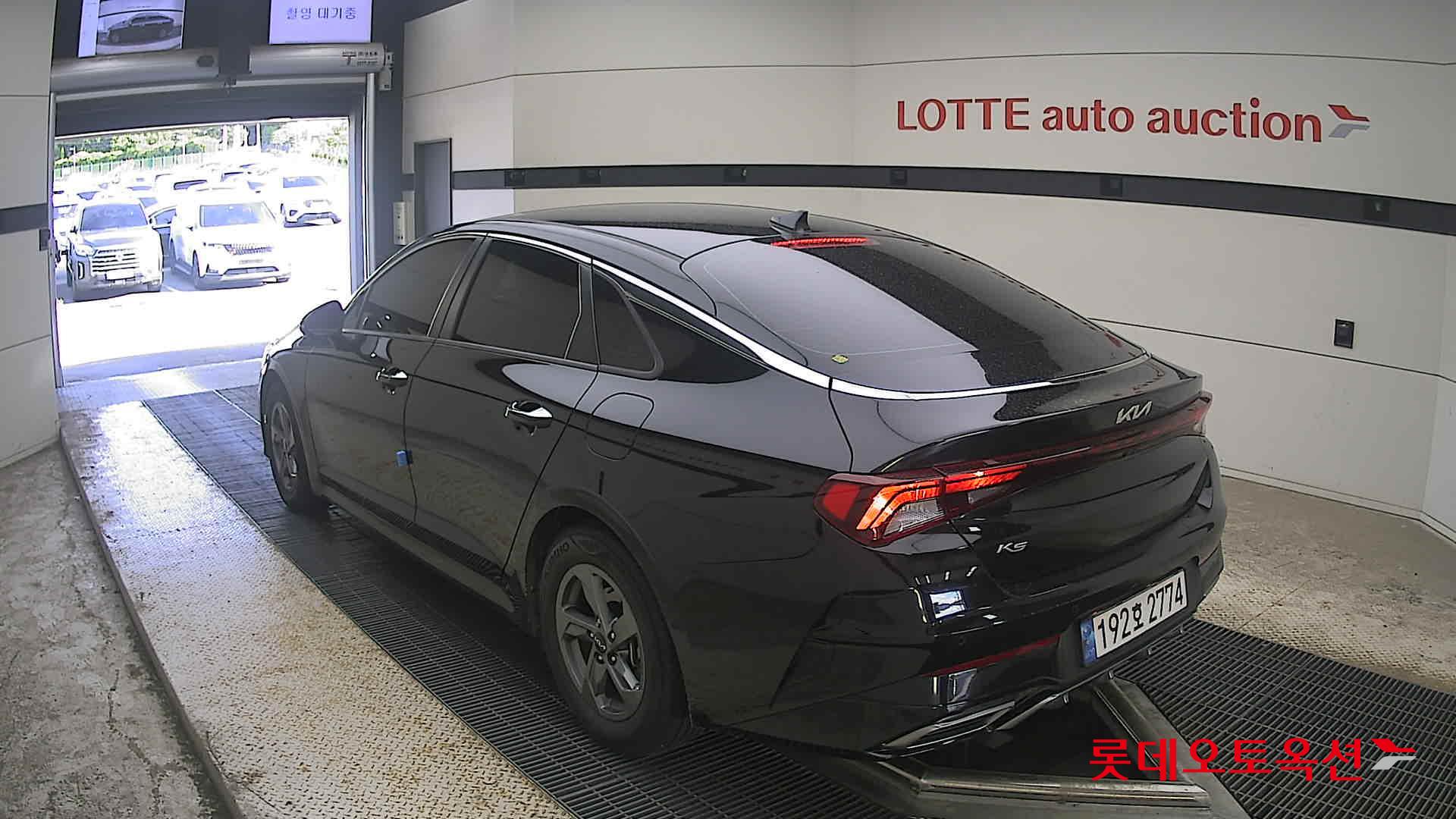 2022 - kia k5