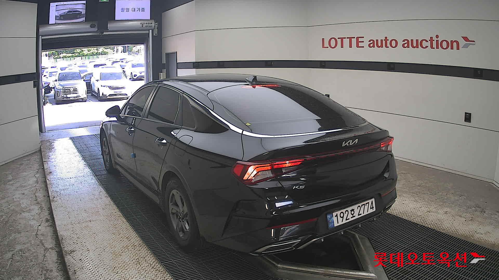 2022 - kia k5