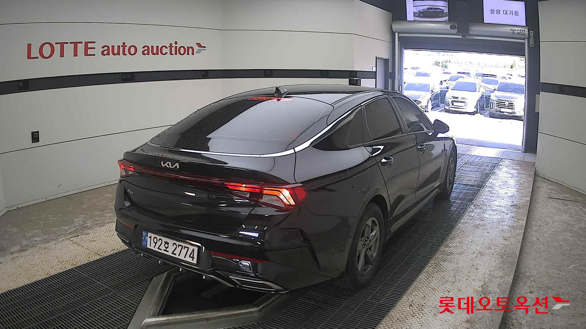 2022 - kia k5