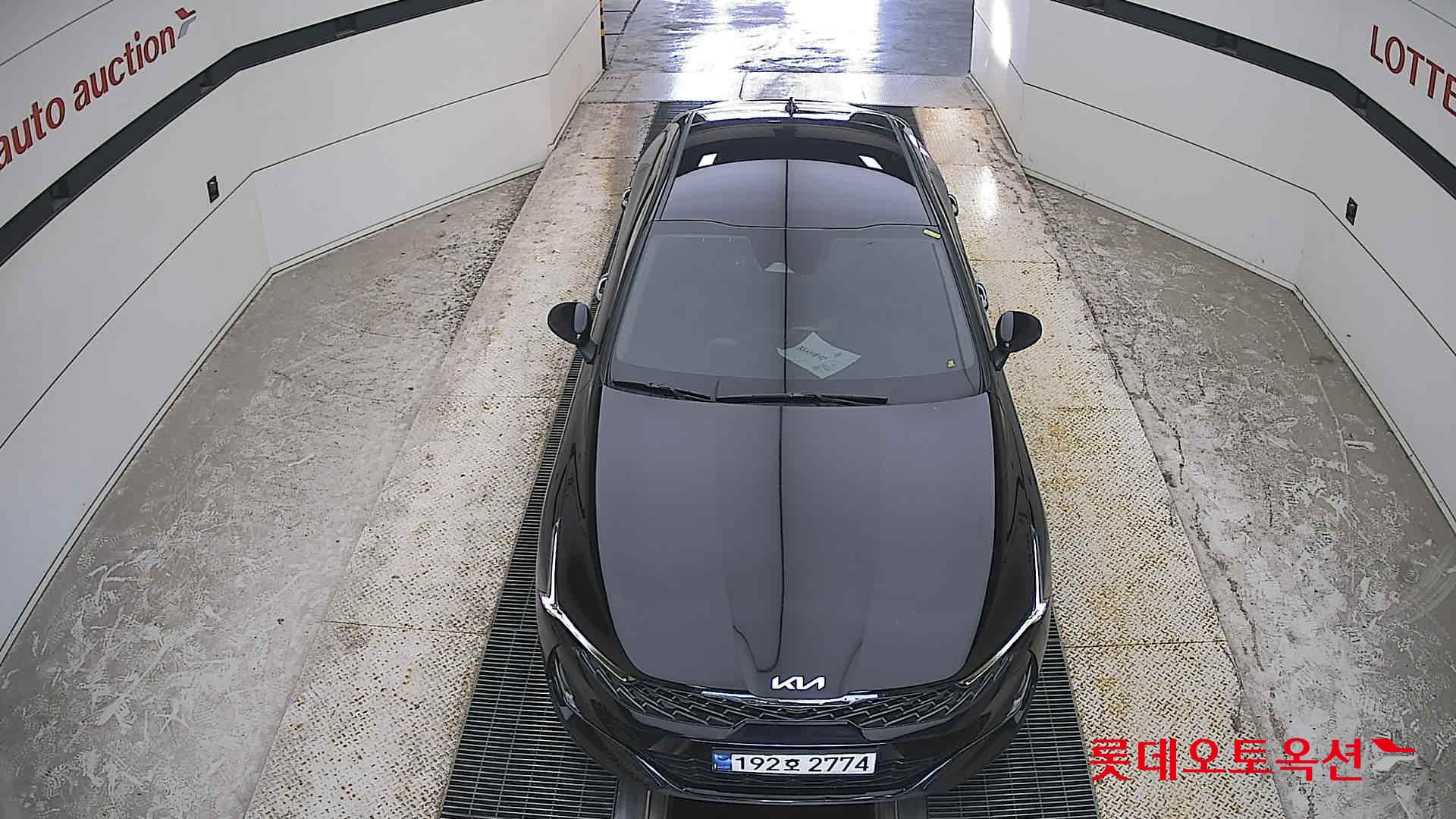 2022 - kia k5