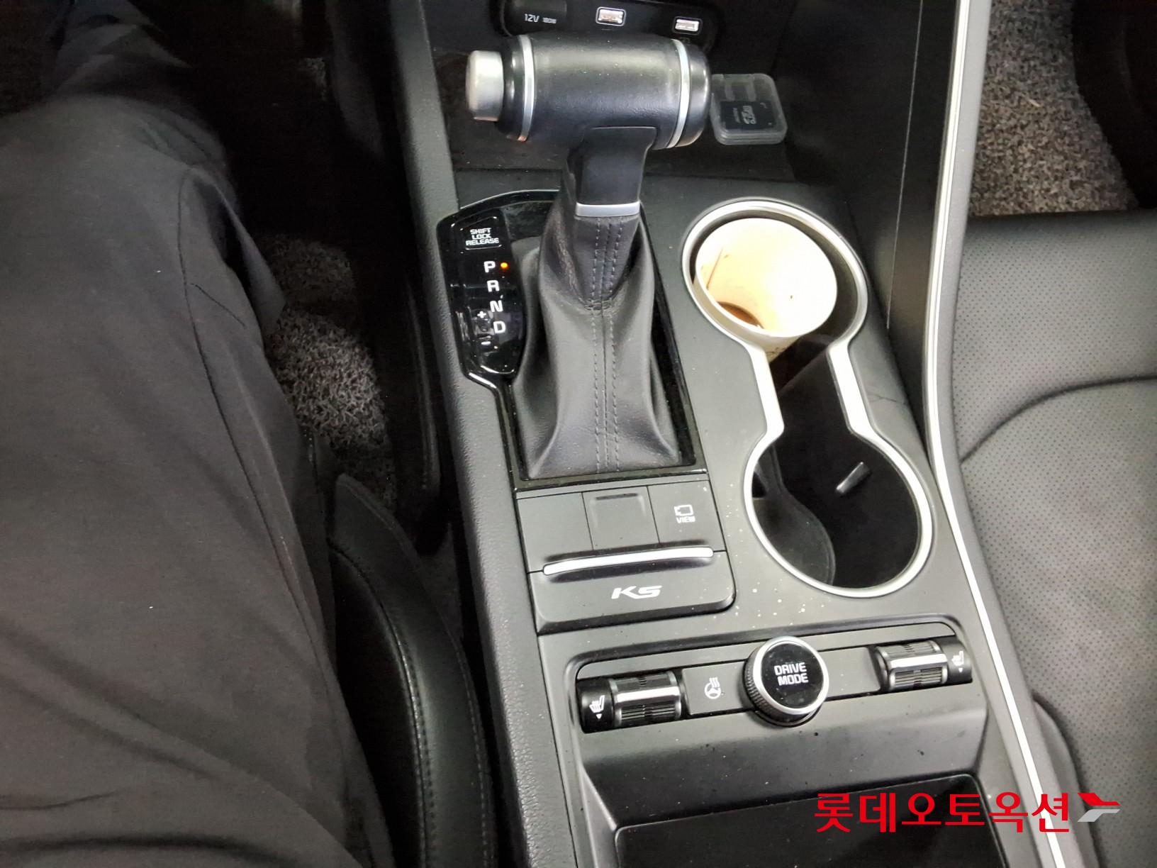 2022 - kia k5