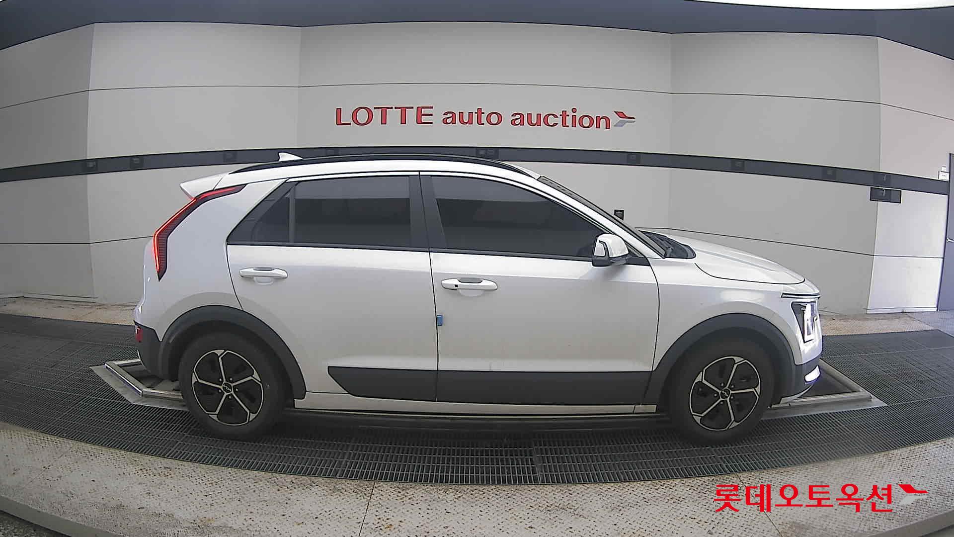 2022 - kia niro