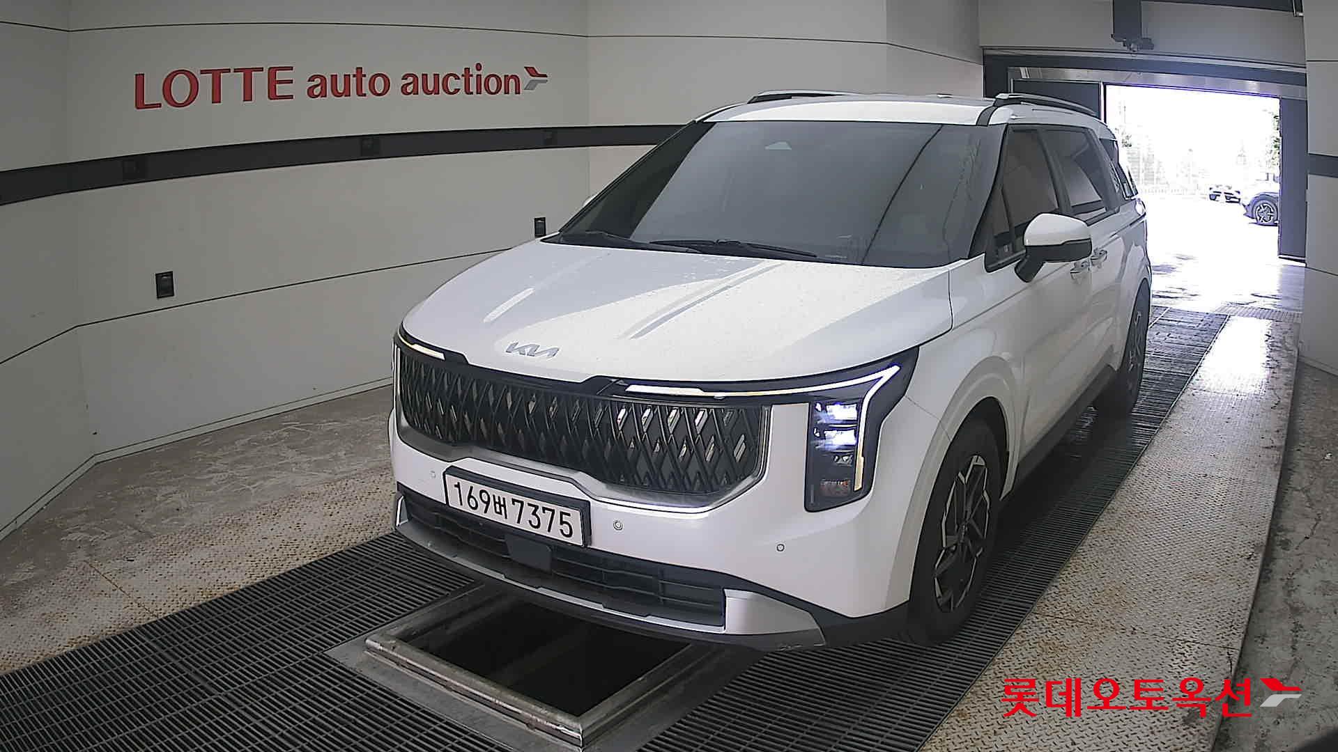 2024 - kia carnival