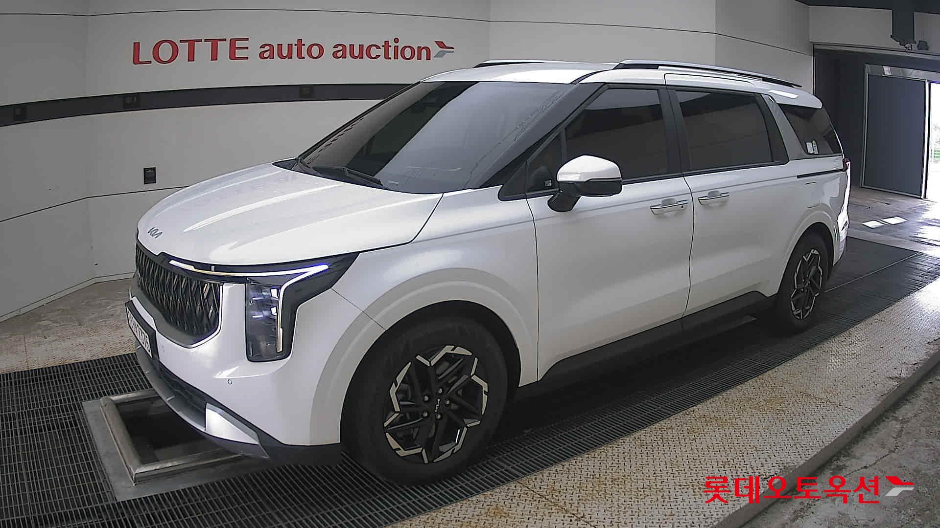 2024 - kia carnival