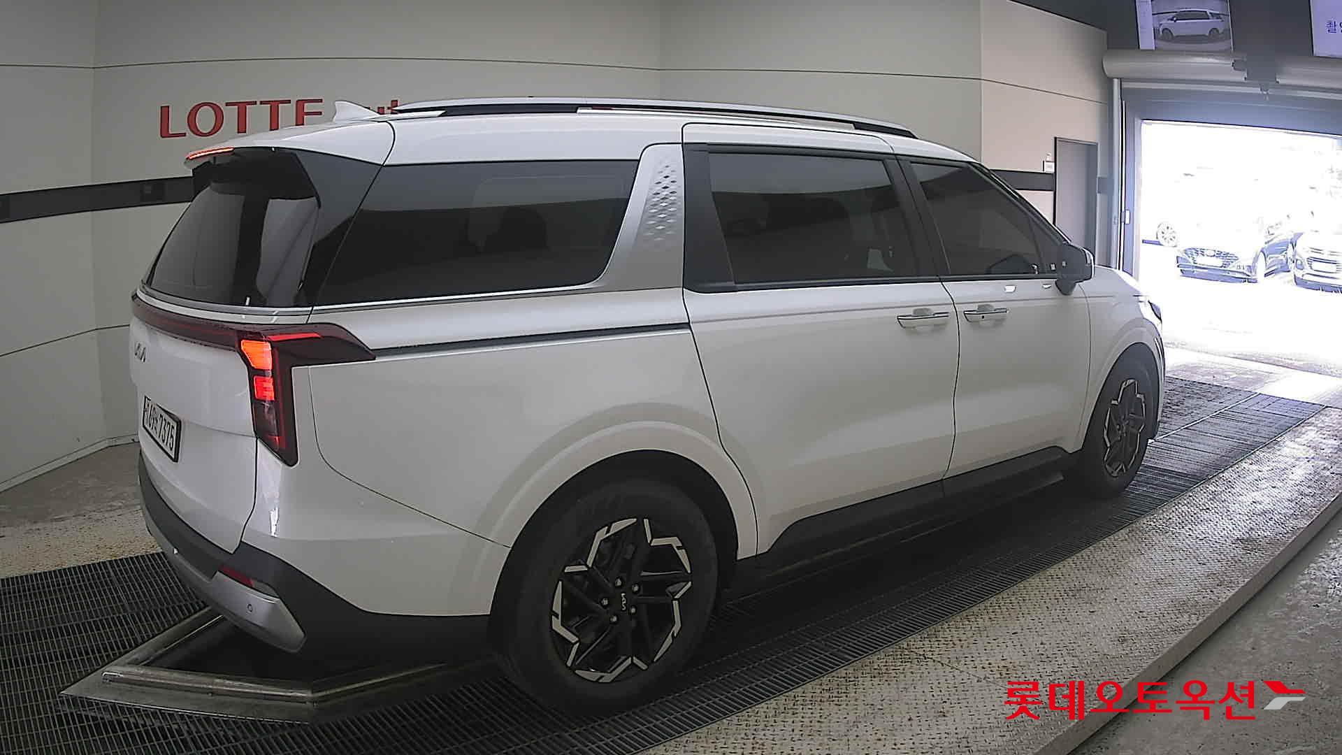 2024 - kia carnival