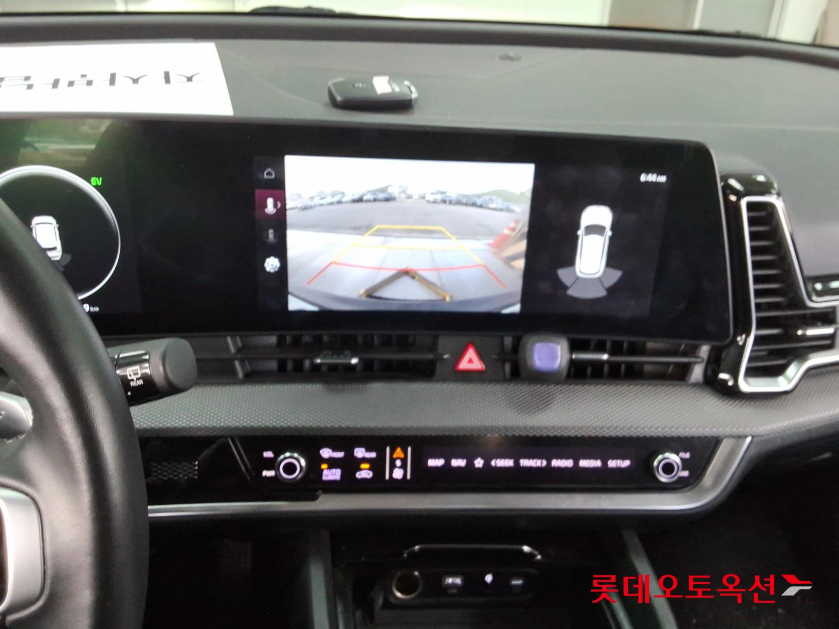 2023 - kia sportage