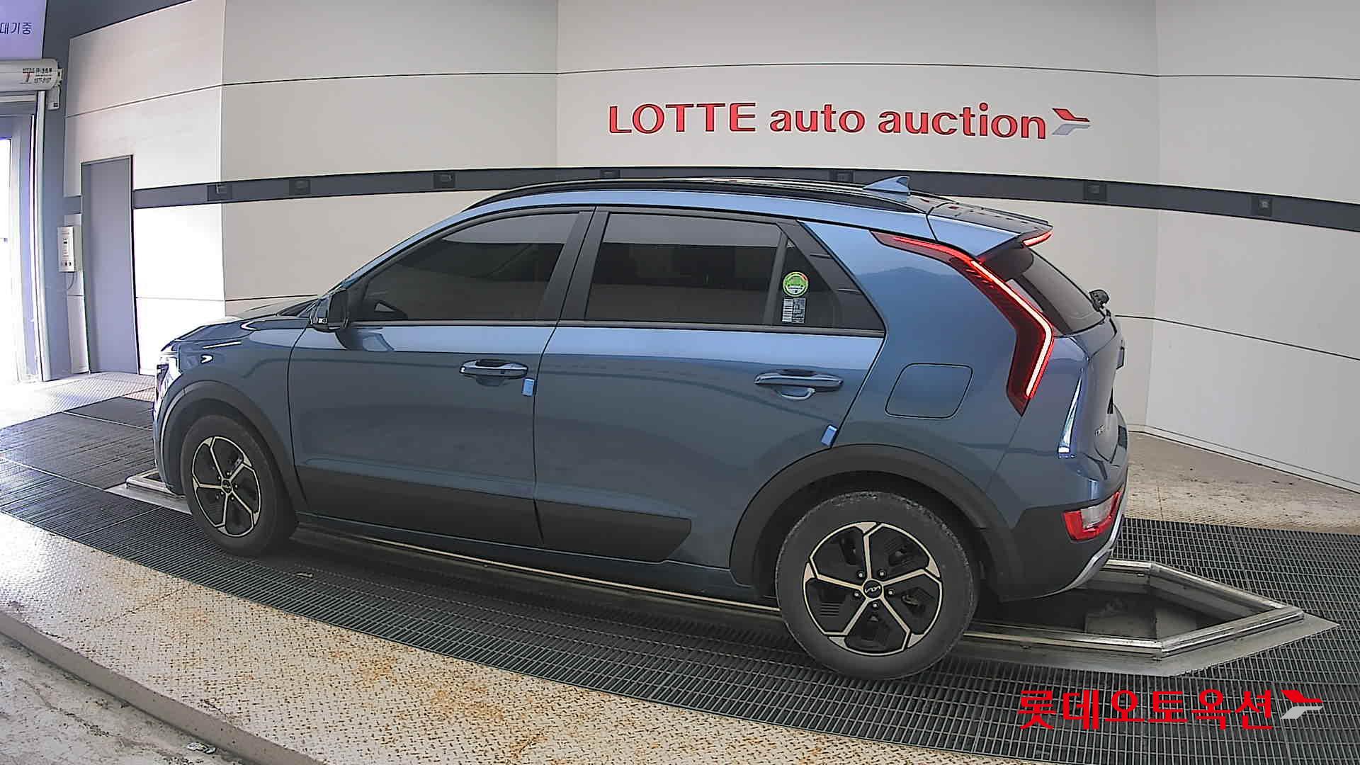 2022 - kia niro