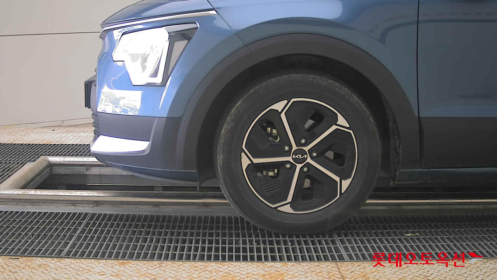 2022 - kia niro
