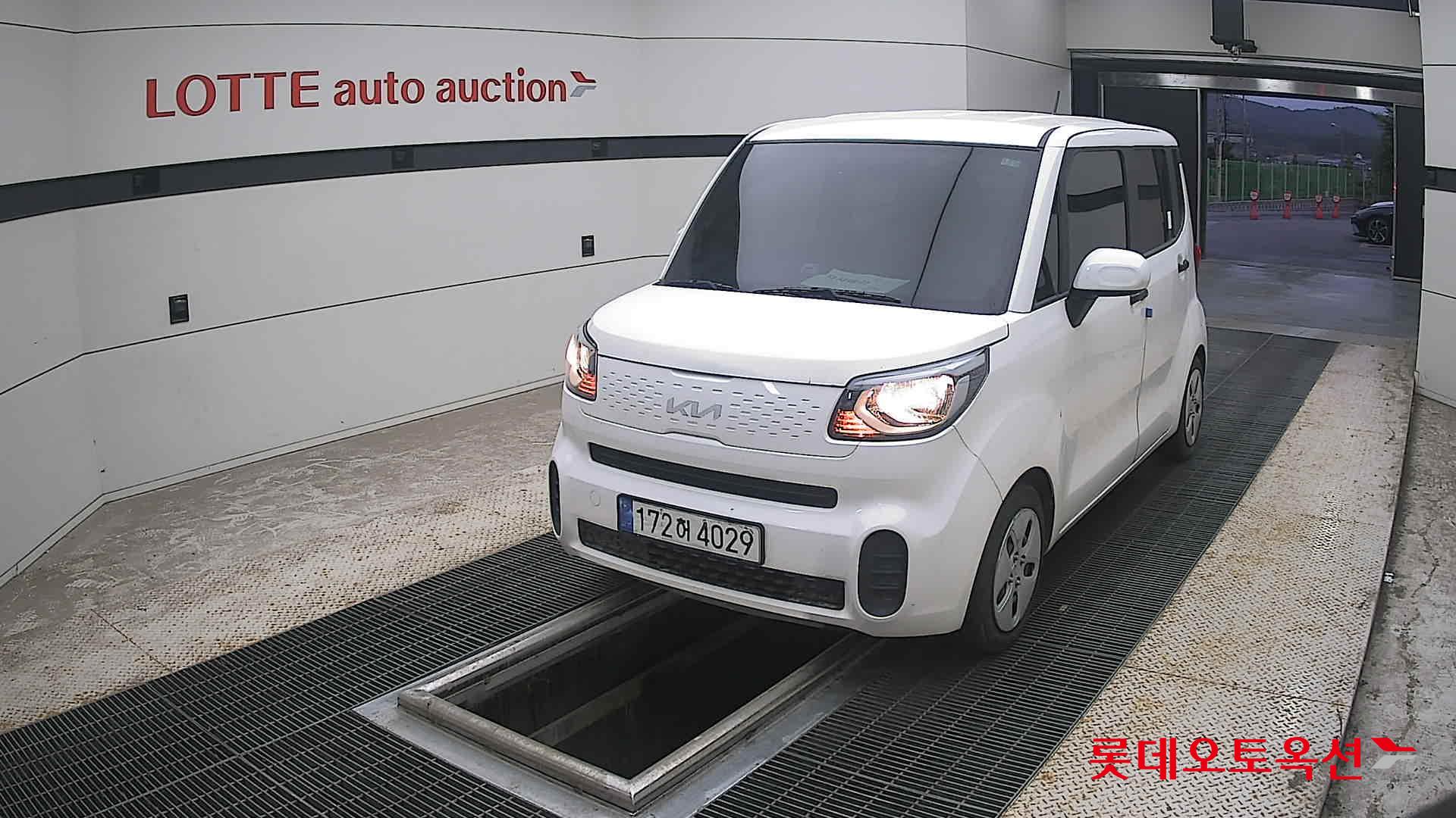 2022 - kia ray