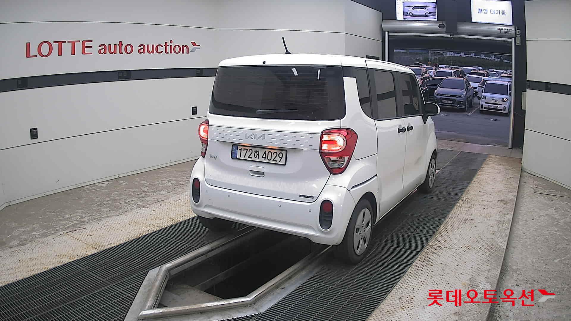 2022 - kia ray