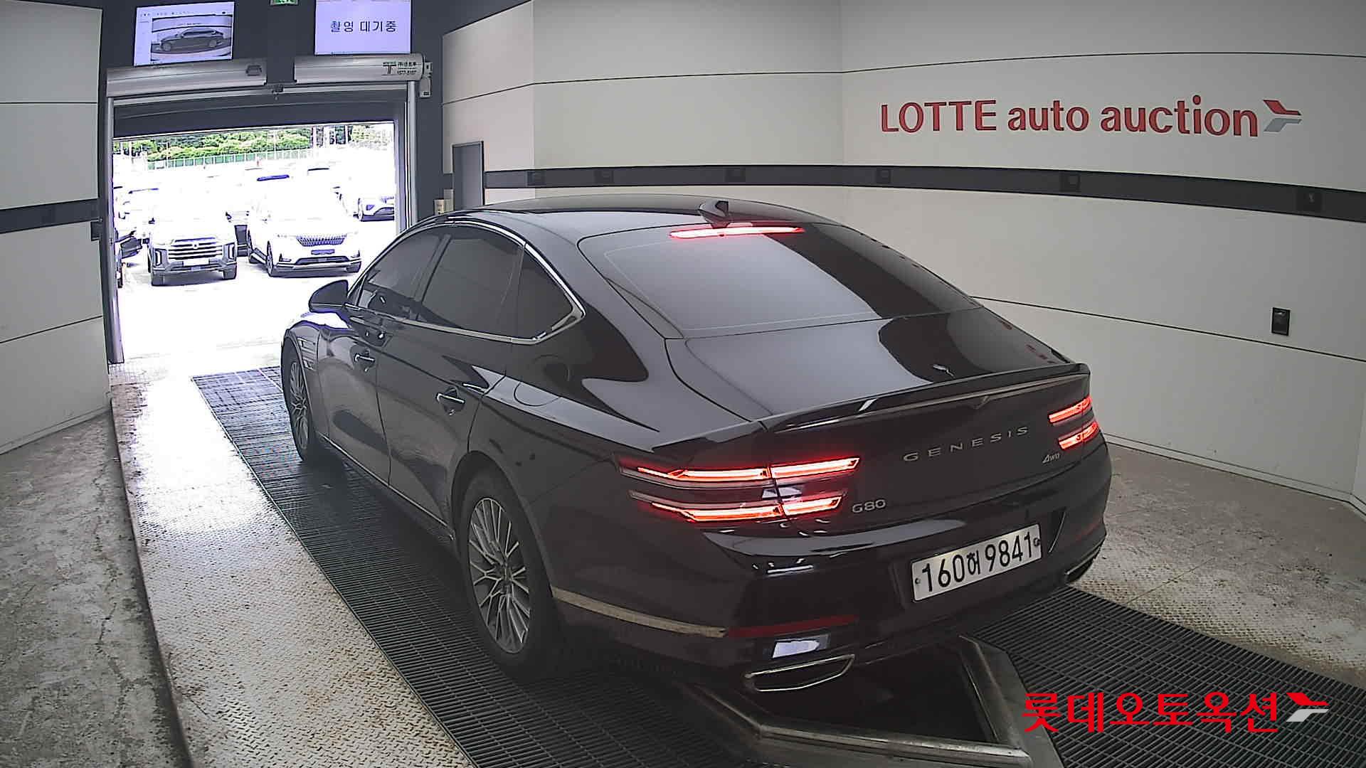 2021 - genesis g80