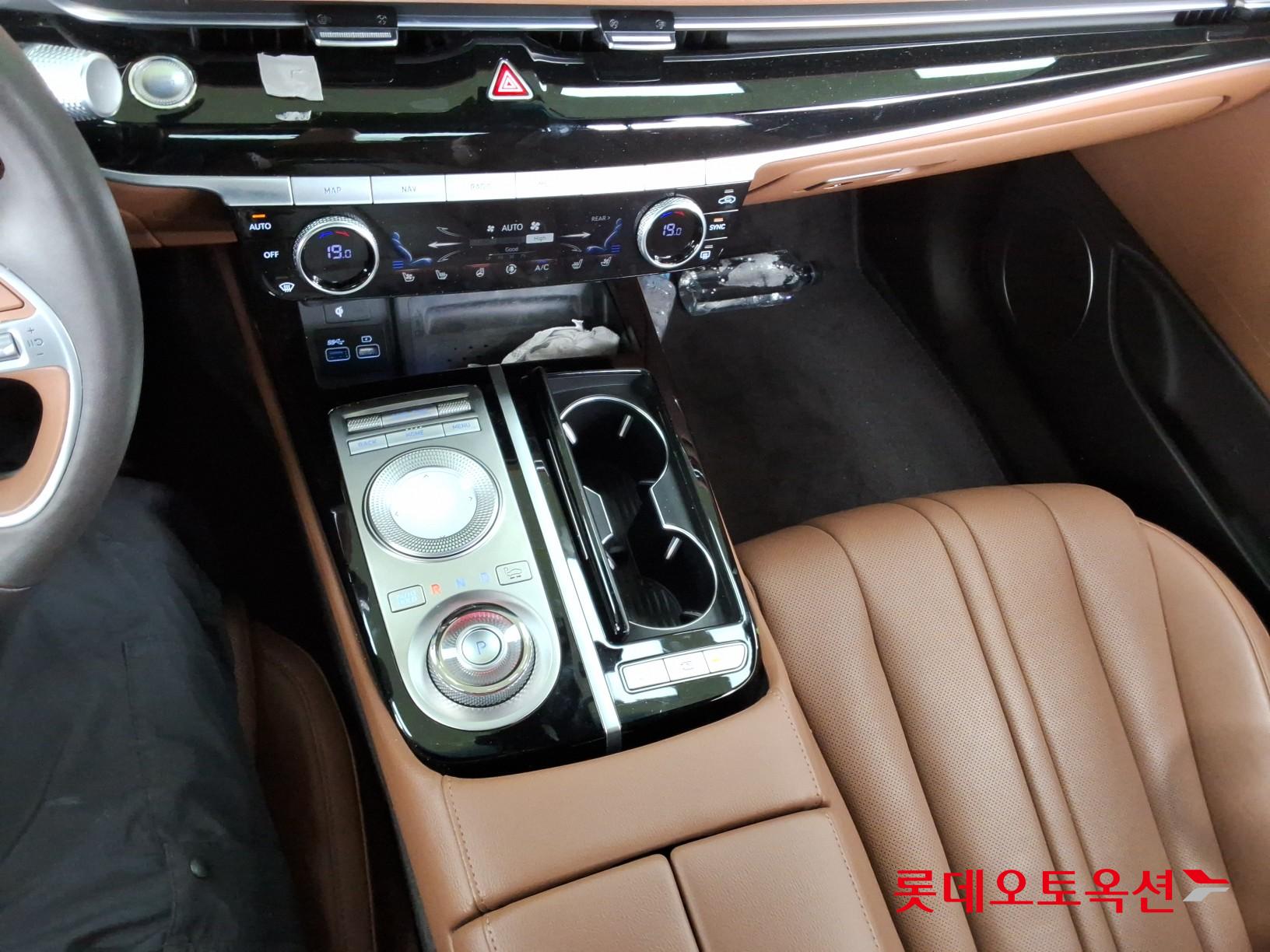 2021 - genesis g80