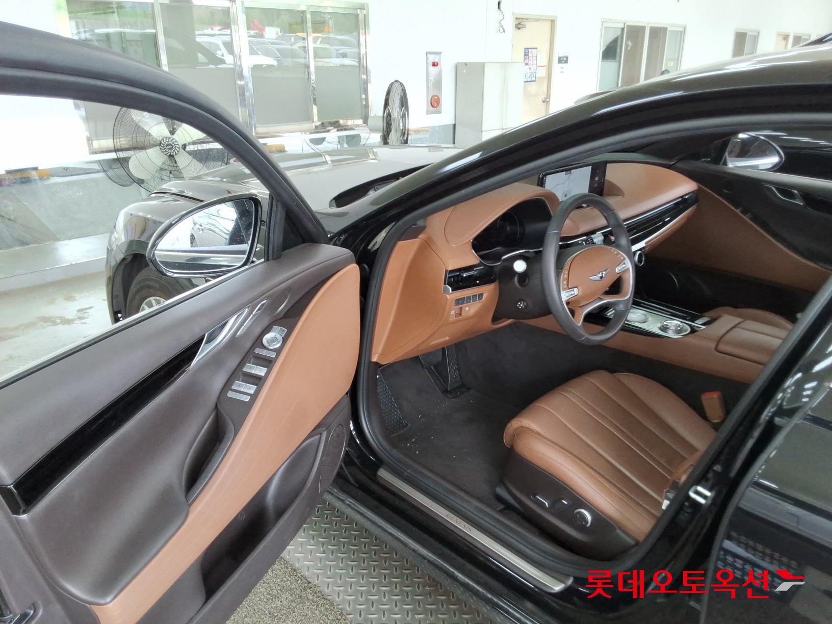 2021 - genesis g80