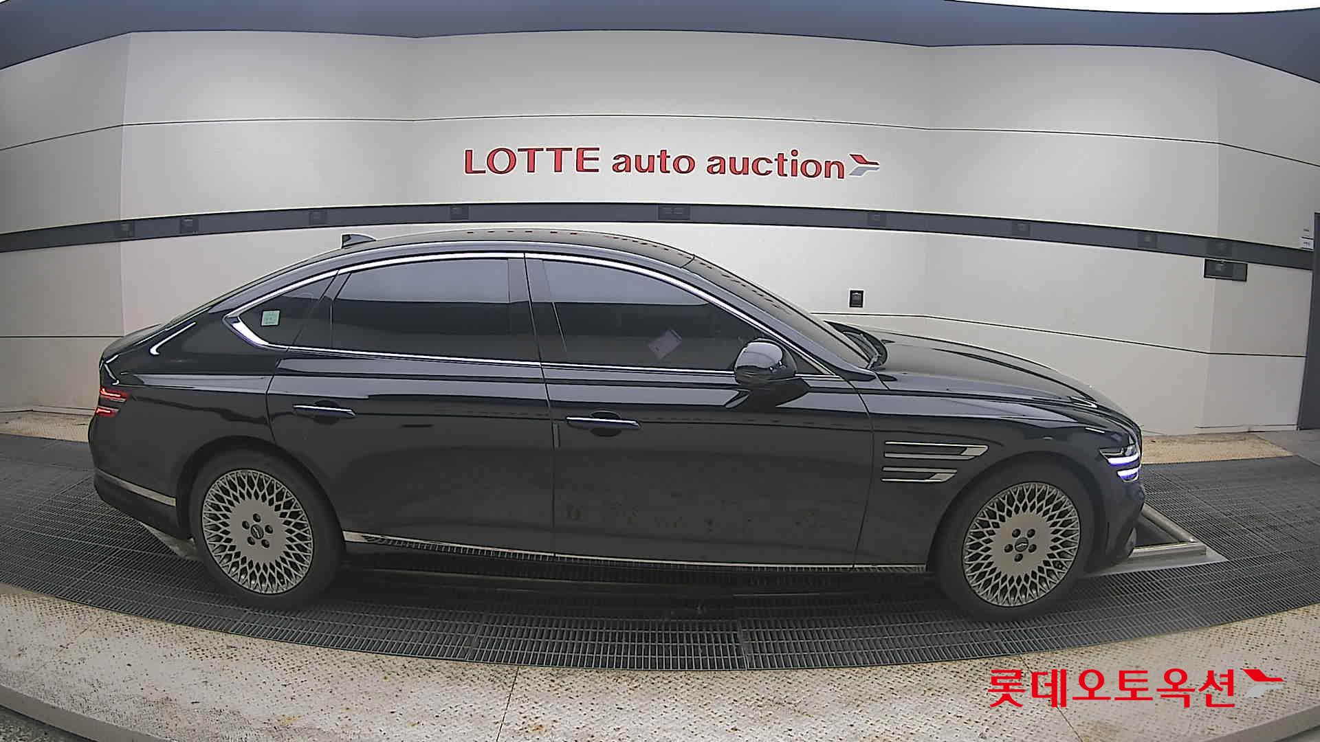 2022 - genesis g80