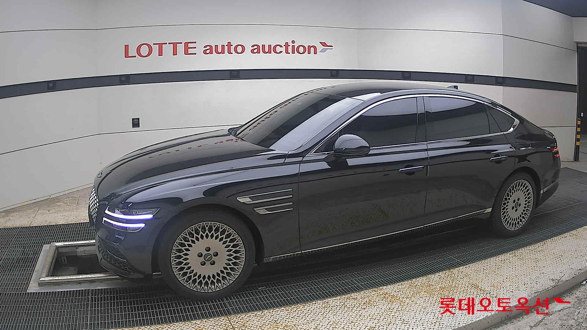 2022 - genesis g80
