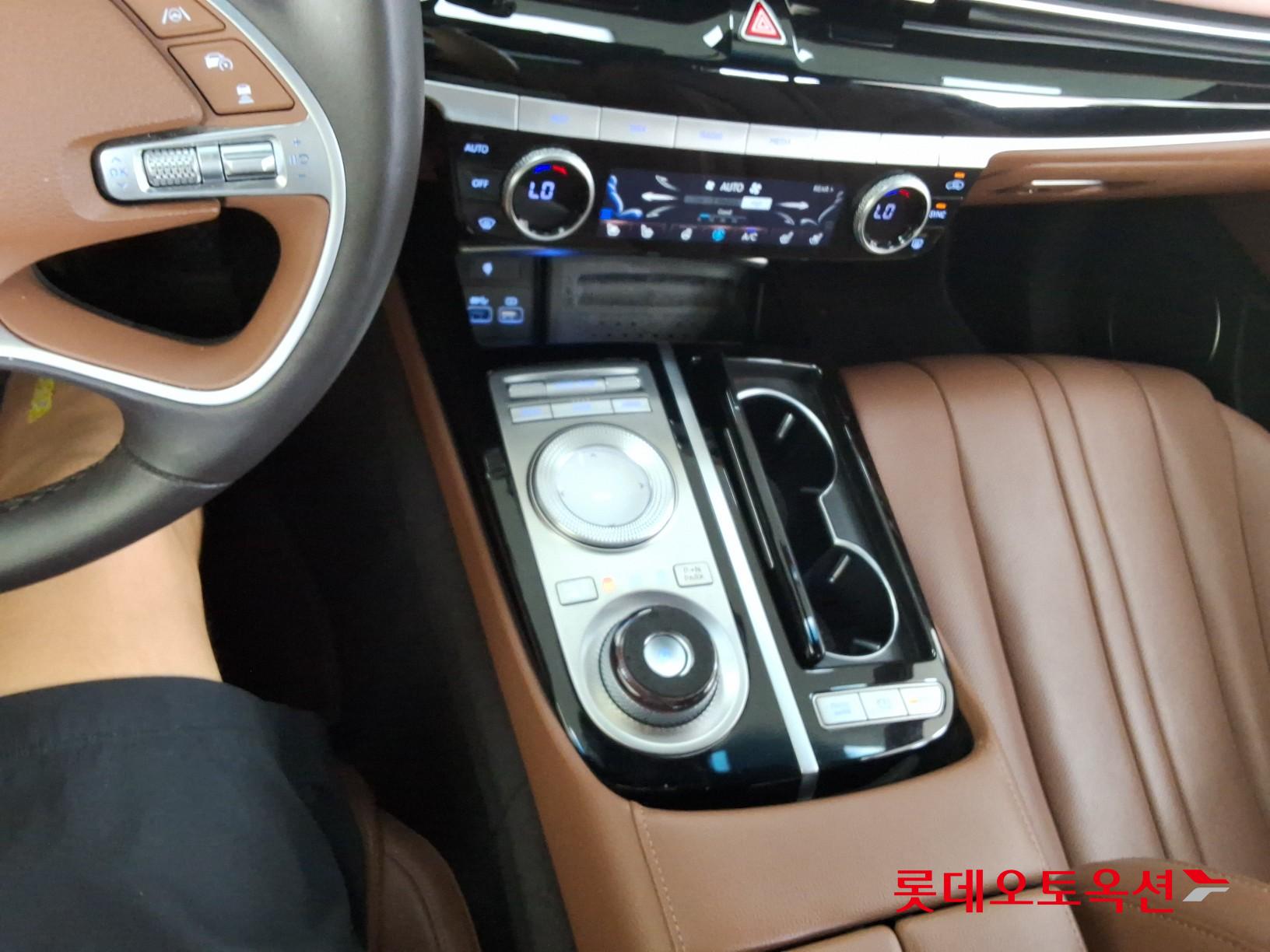 2022 - genesis g80