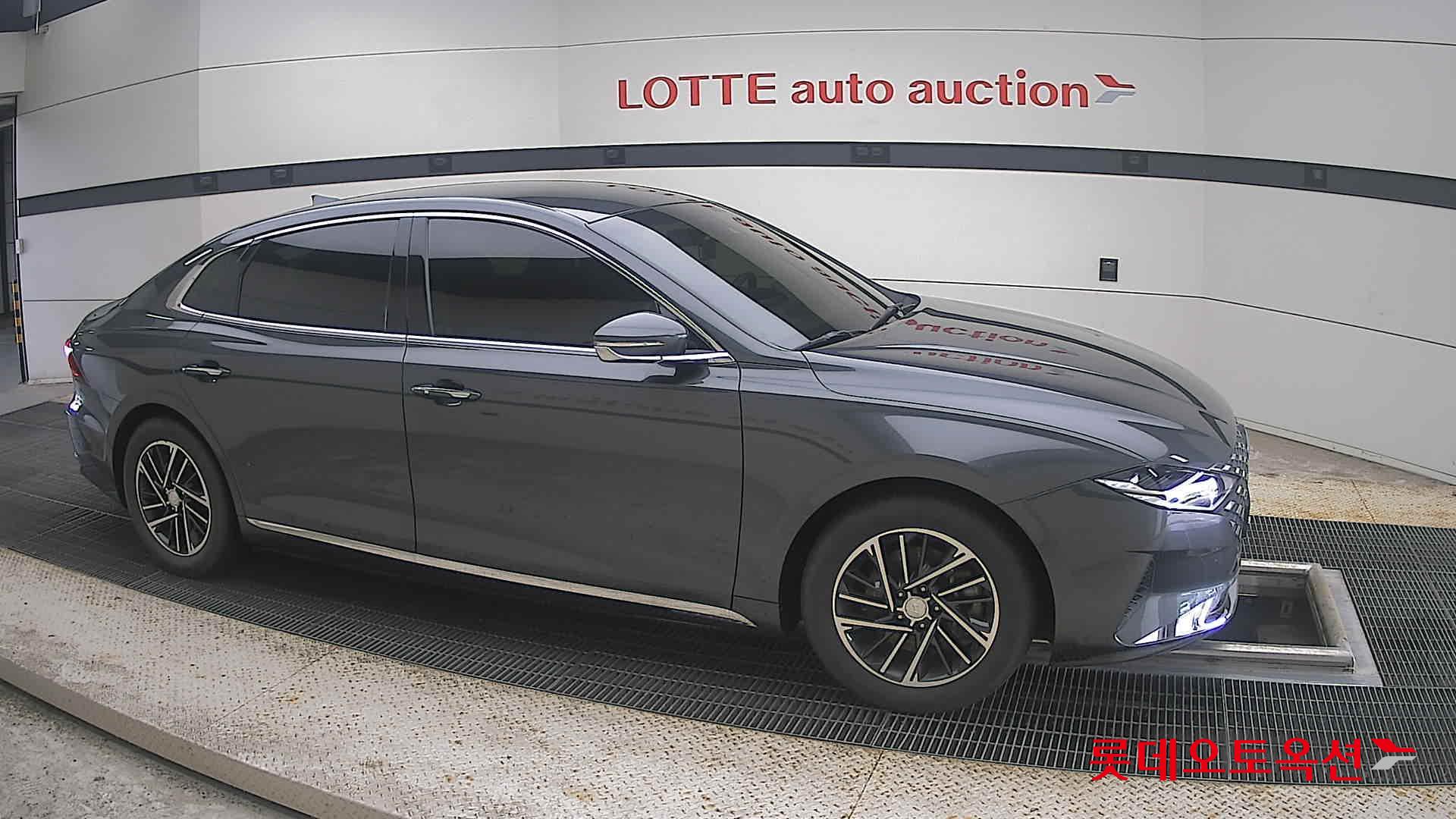 2020 - hyundai grandeur