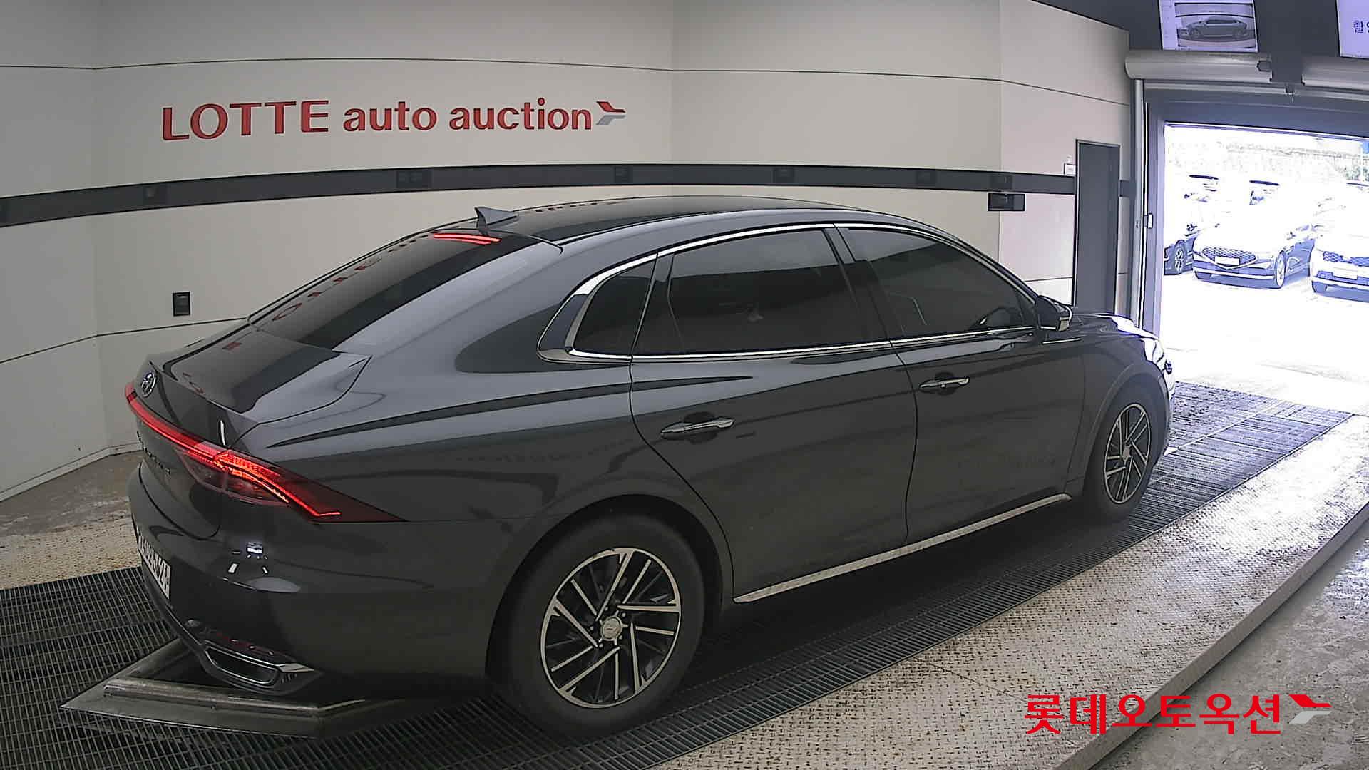 2020 - hyundai grandeur