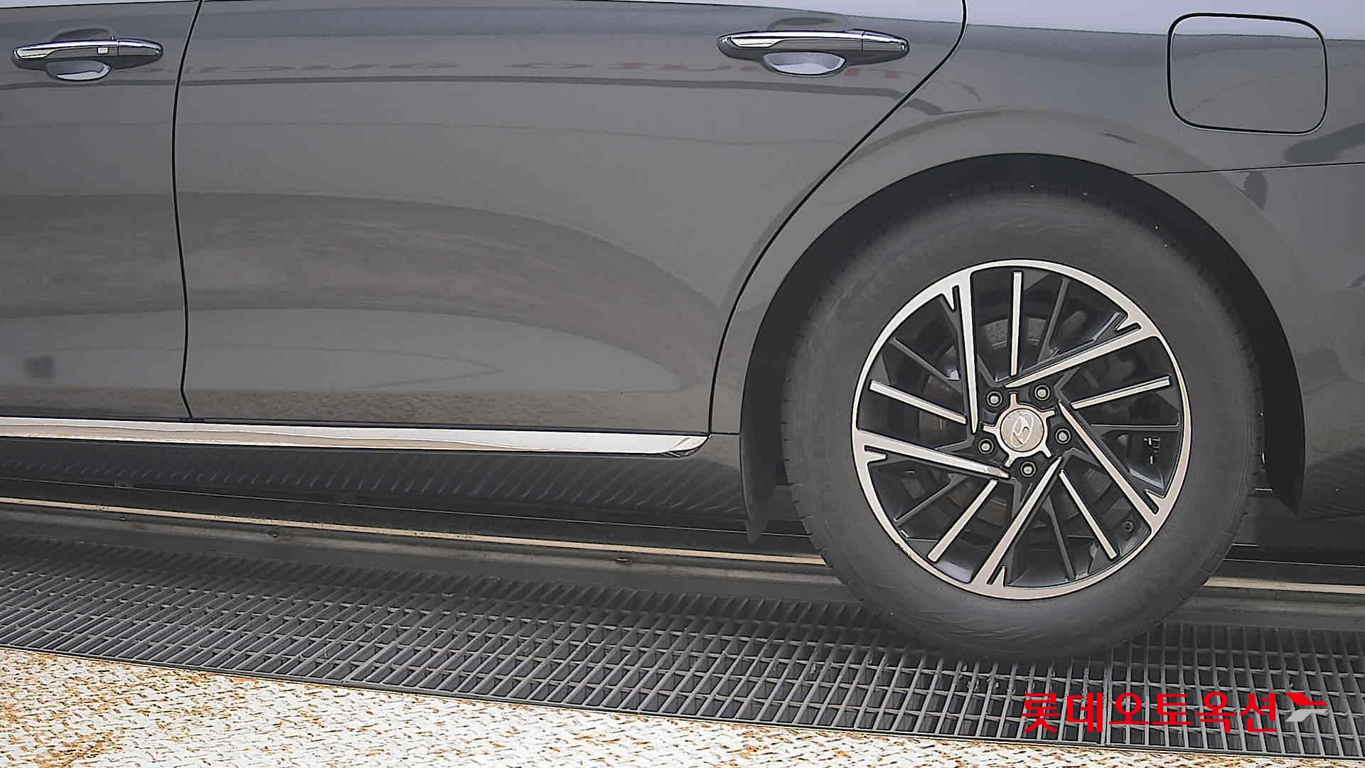 2020 - hyundai grandeur