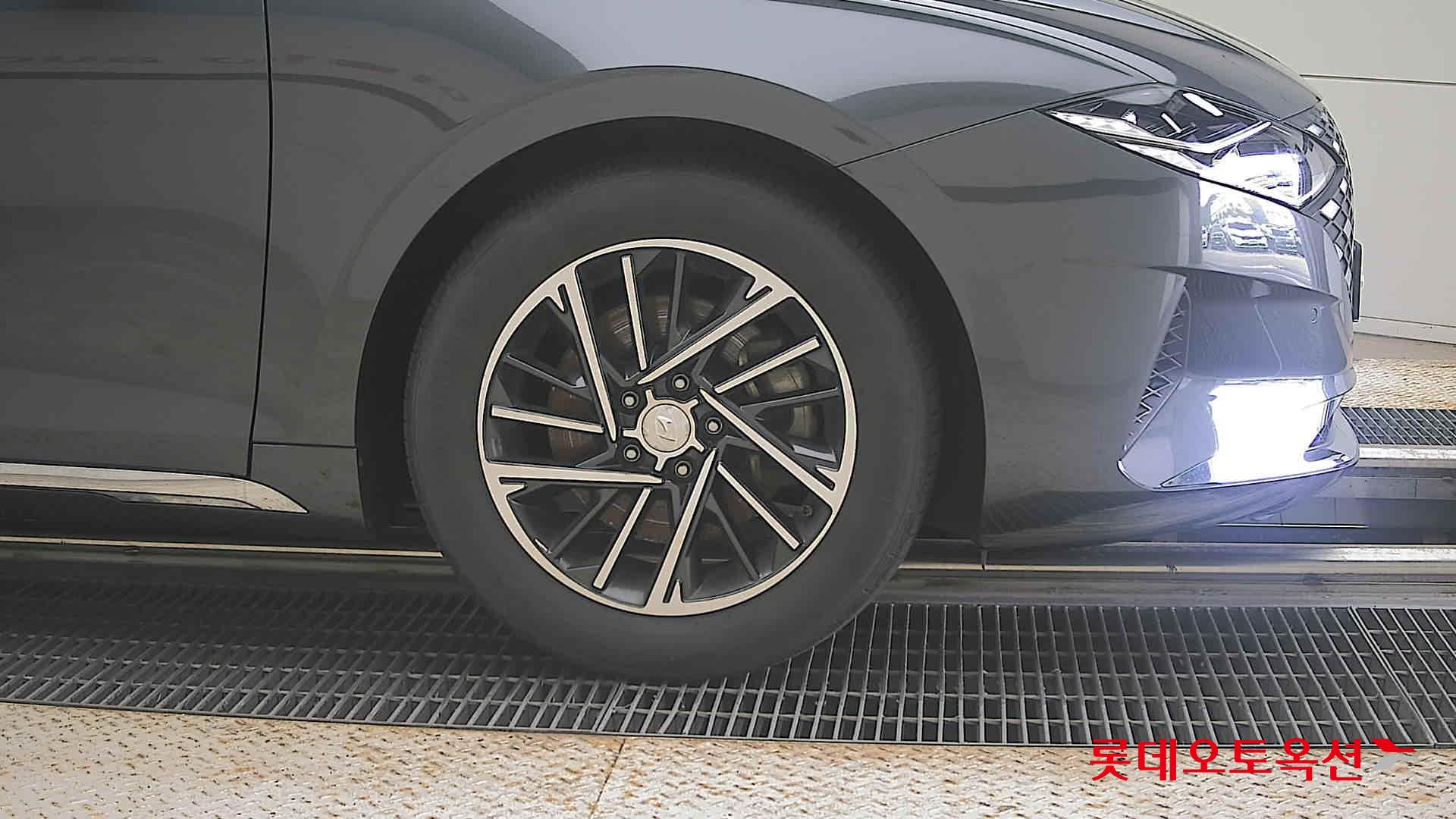 2020 - hyundai grandeur