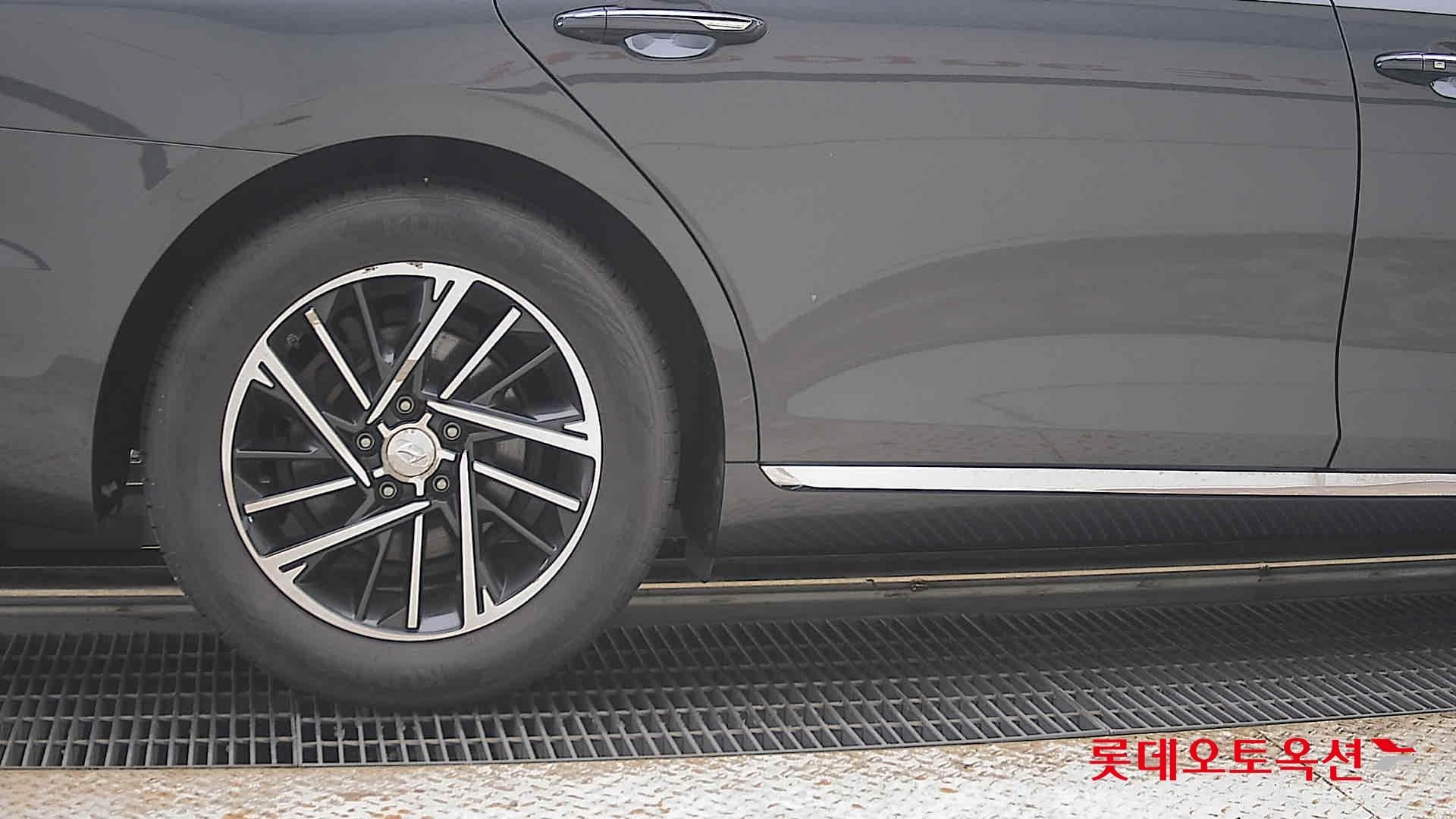 2020 - hyundai grandeur